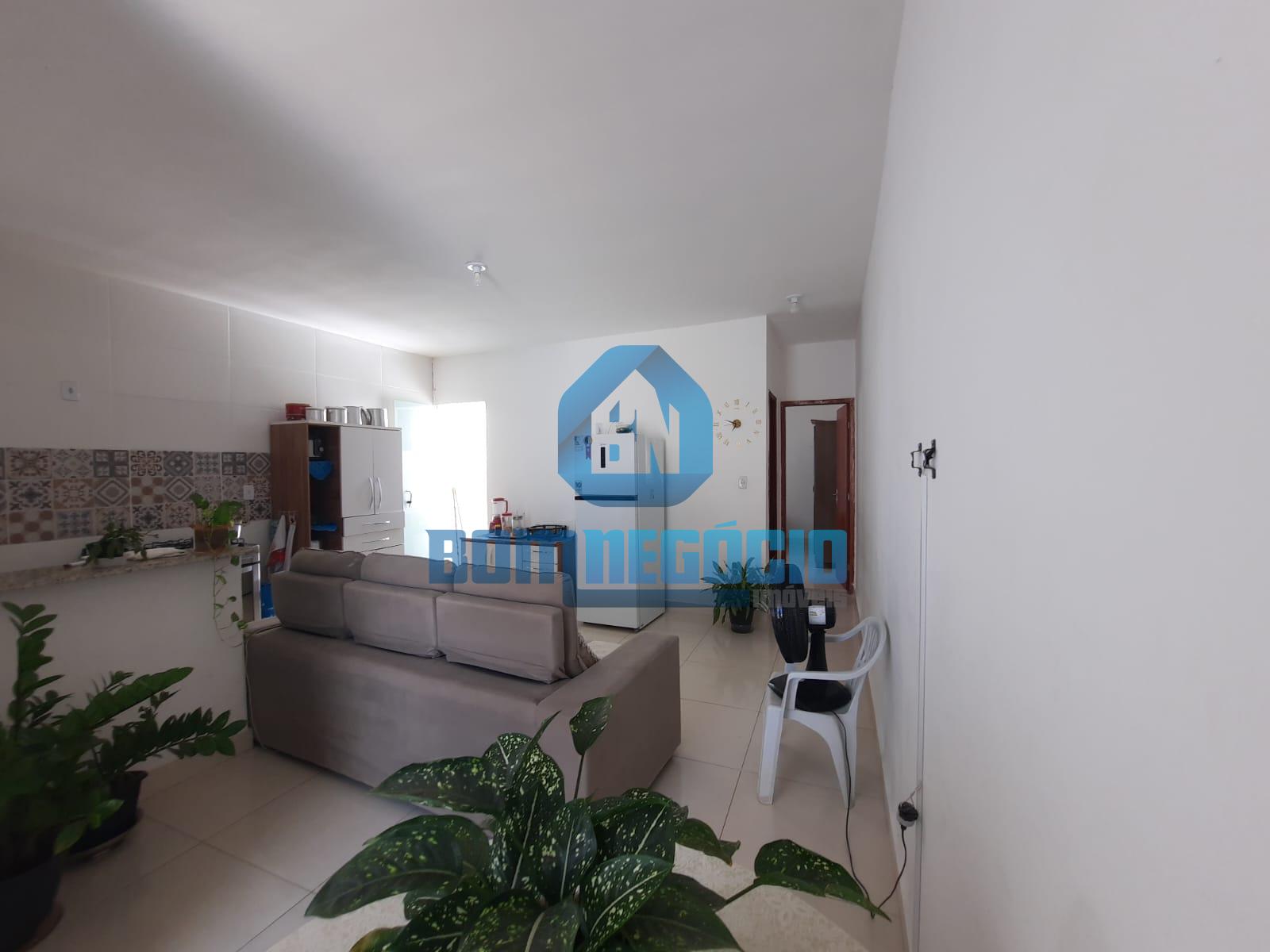 Casa com 2 dormitórios à venda, JARDIM DO TREVO, GOVERNADOR VA...