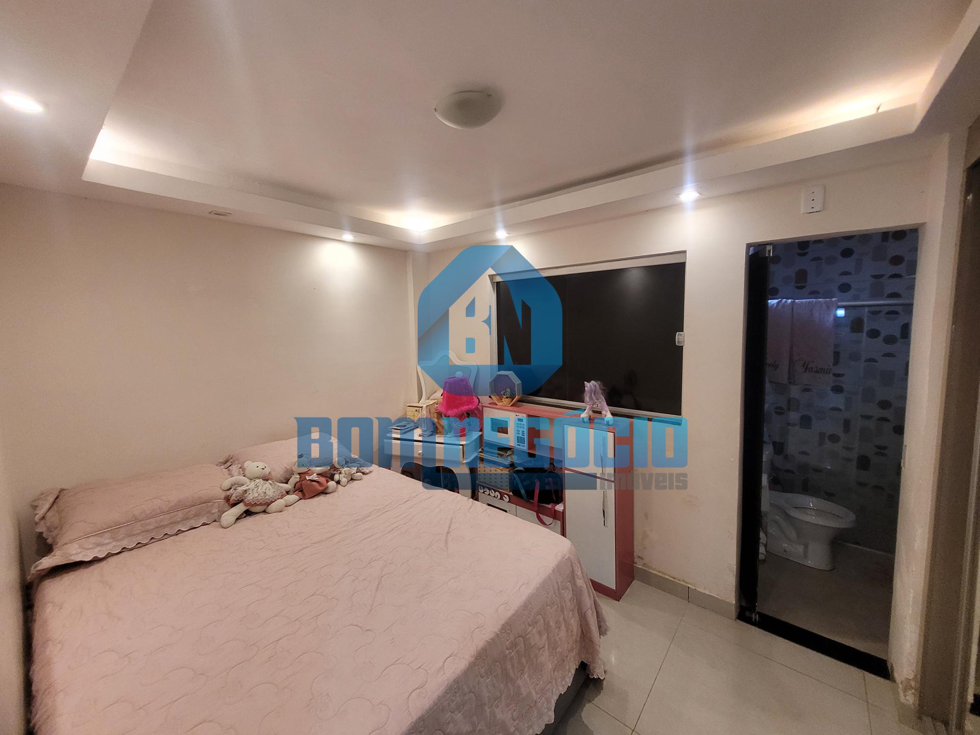 Casa com 2 suítes, área gourmet com piscina e planejados à ven...