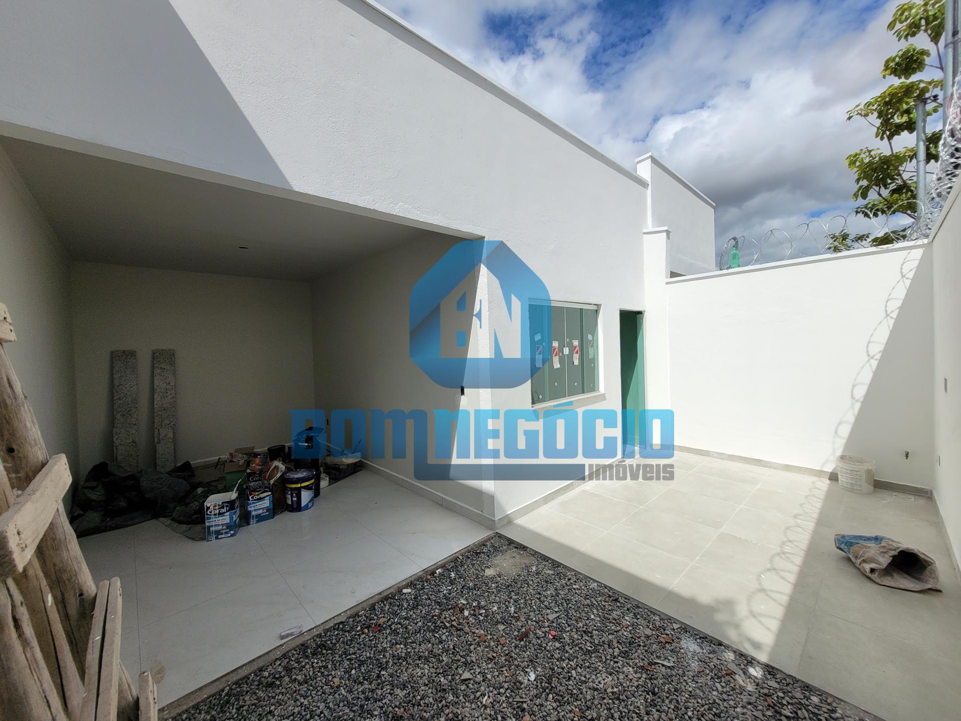 Casa nova com 2 quartos e garagem coberta à venda, Parque Olím...