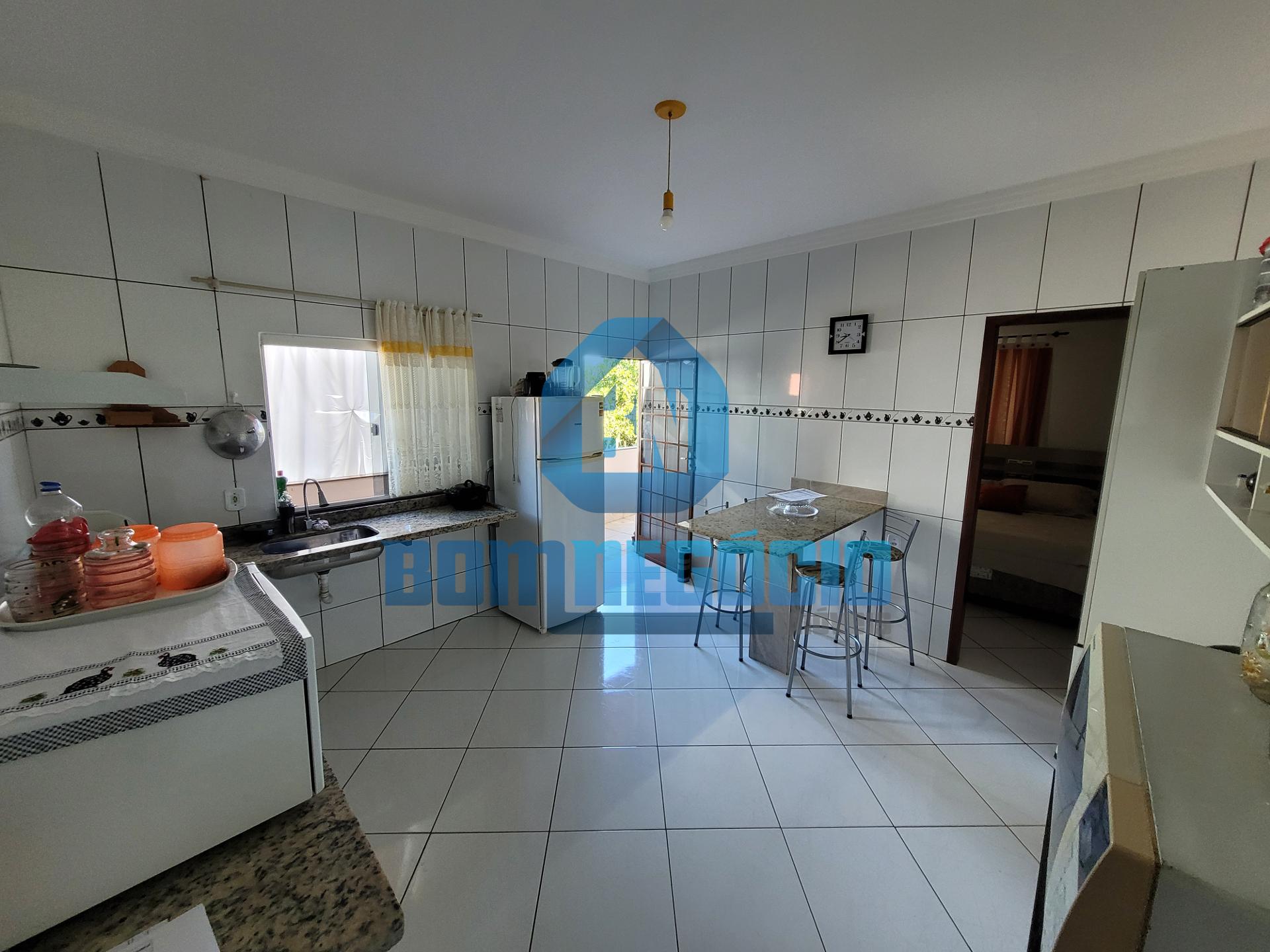 Casa com 3 dormitórios à venda, FLORESTA, GOVERNADOR VALADARES...