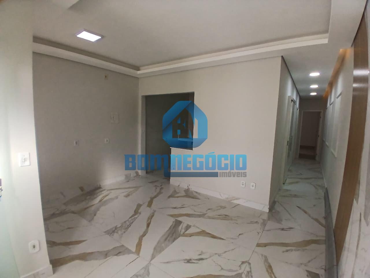 Casa com 3 dormitórios à venda, CIDADE JARDIM, GOVERNADOR VALA...