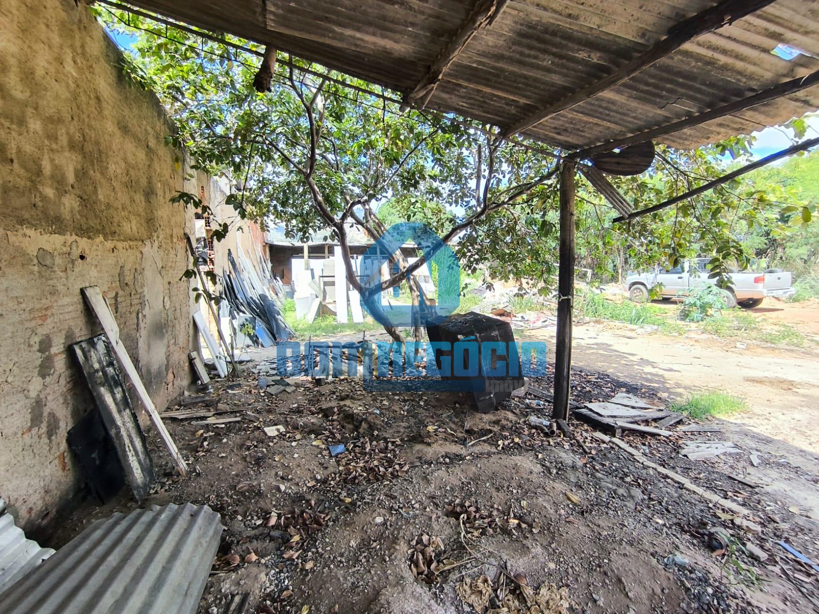 Excelente lote à venda no Bairro CONJUNTO SIR. COM 420 M  APRO...