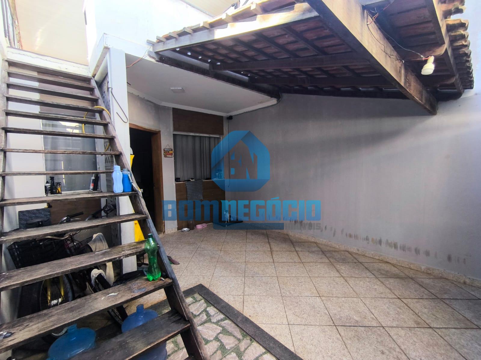 Casa com 2 dormitórios à venda, CIDADE JARDIM, GOVERNADOR VALA...