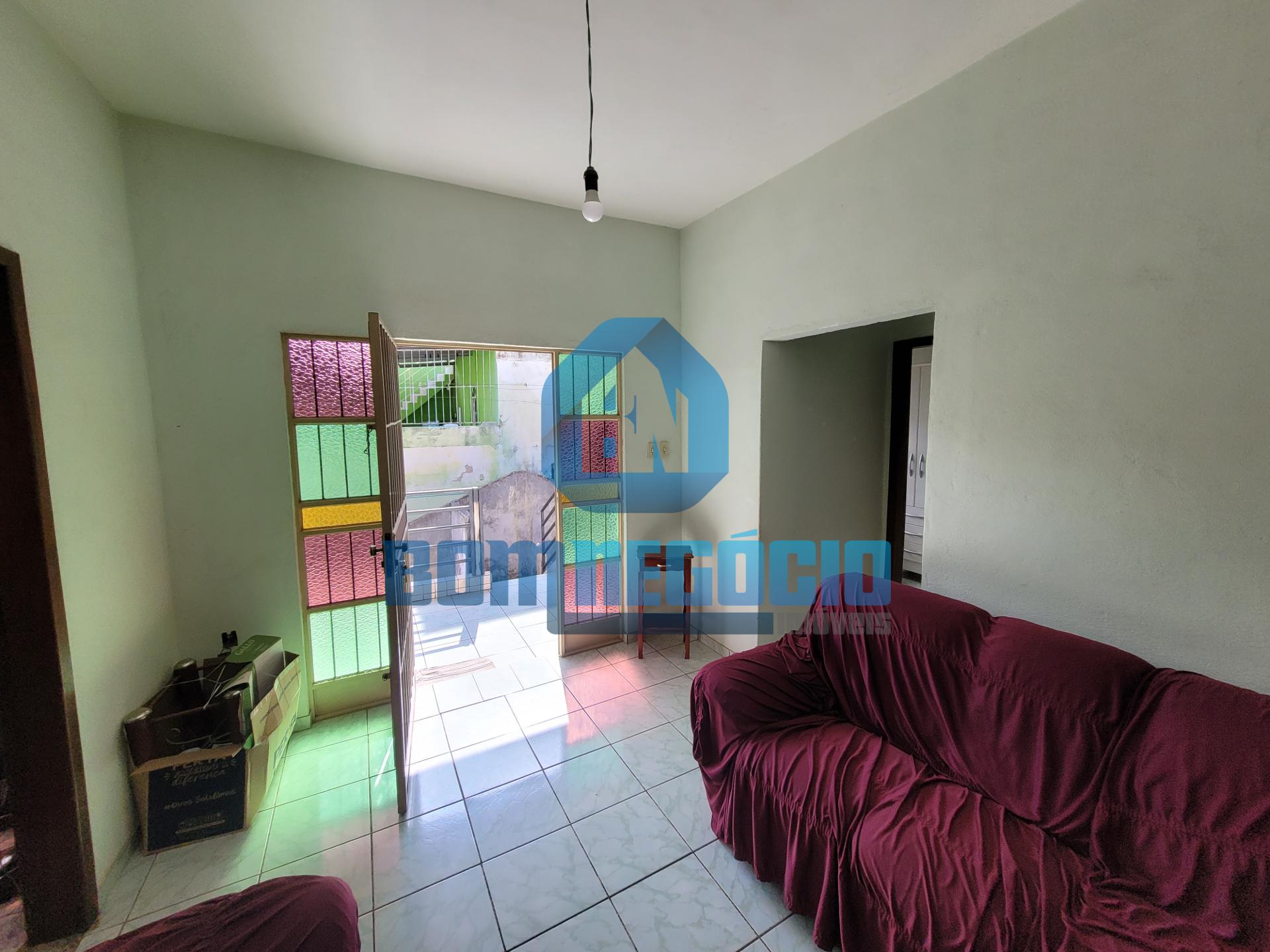 Casa com 6 dormitórios à venda, SANTA RITA, GOVERNADOR VALADAR...