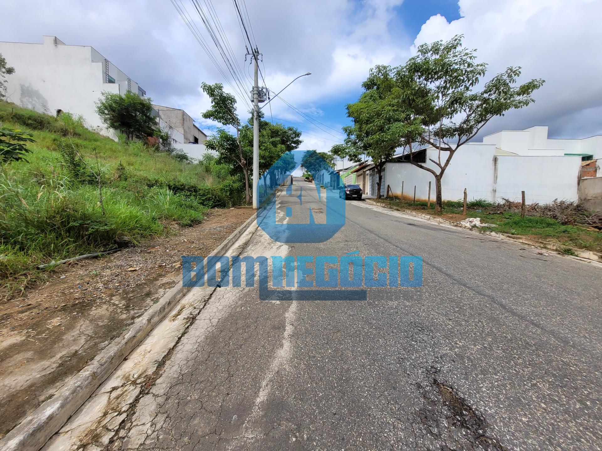 Lote com 200 m , documentado e bem localizado à venda, Parque ...