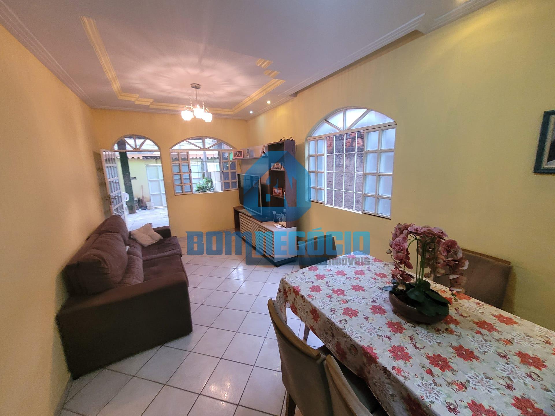 Casa com 6 dormitórios à venda,200.00 m , GOVERNADOR VALADARES...