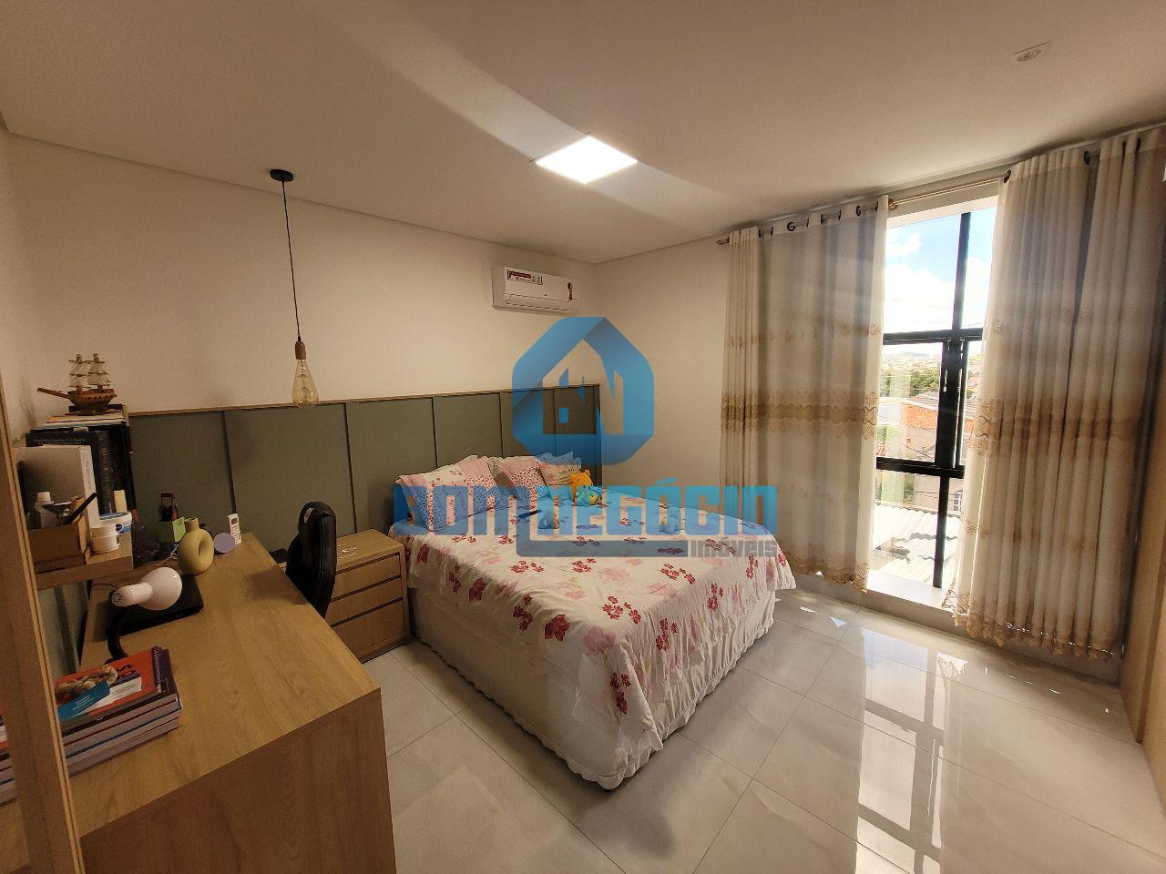Casa com 4 dormitórios à venda,250.00 m , GOVERNADOR VALADARES...