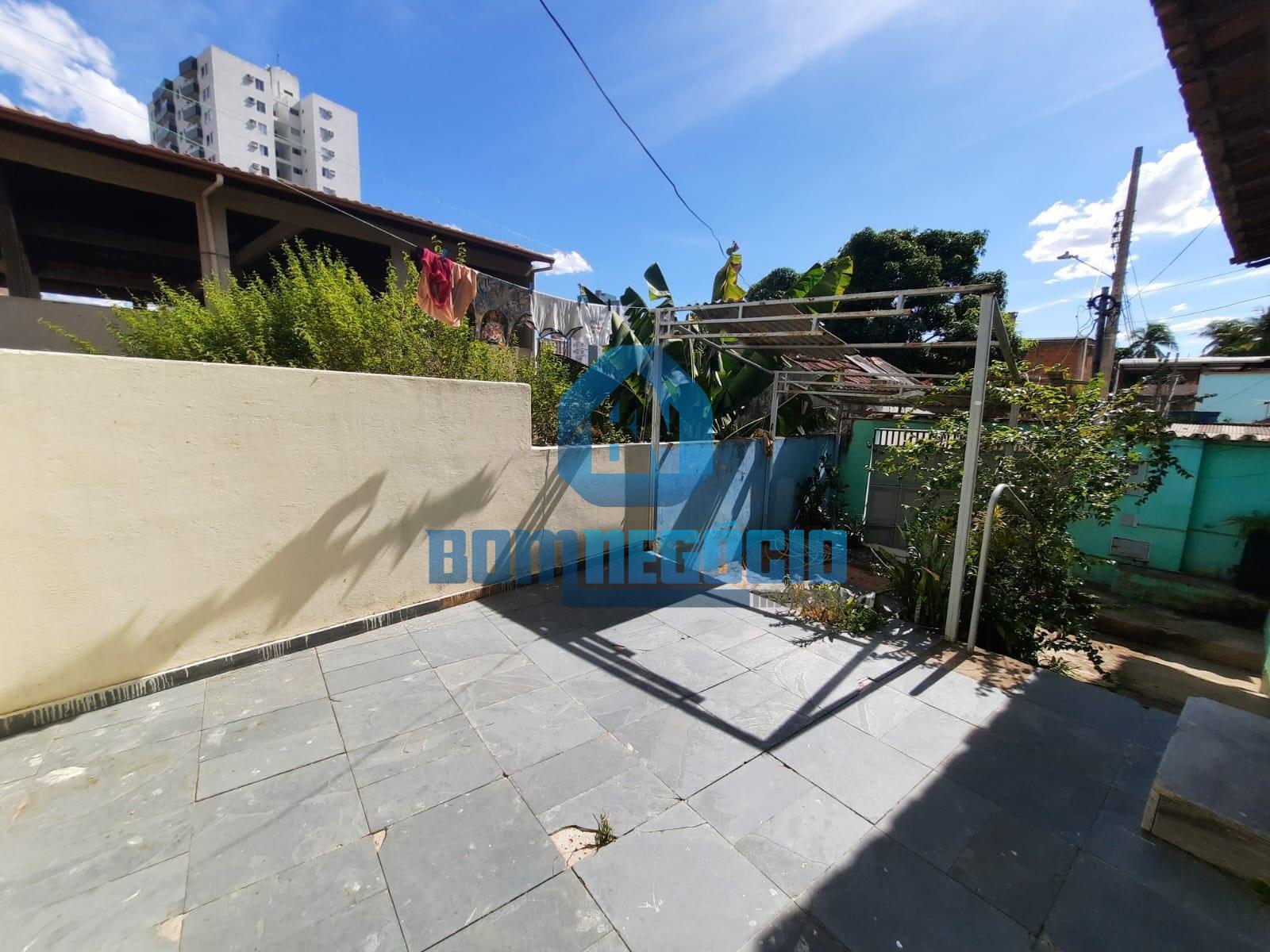 Casa com 3 dormitórios à venda em Lote de 195.00 m , GOVERNADO...