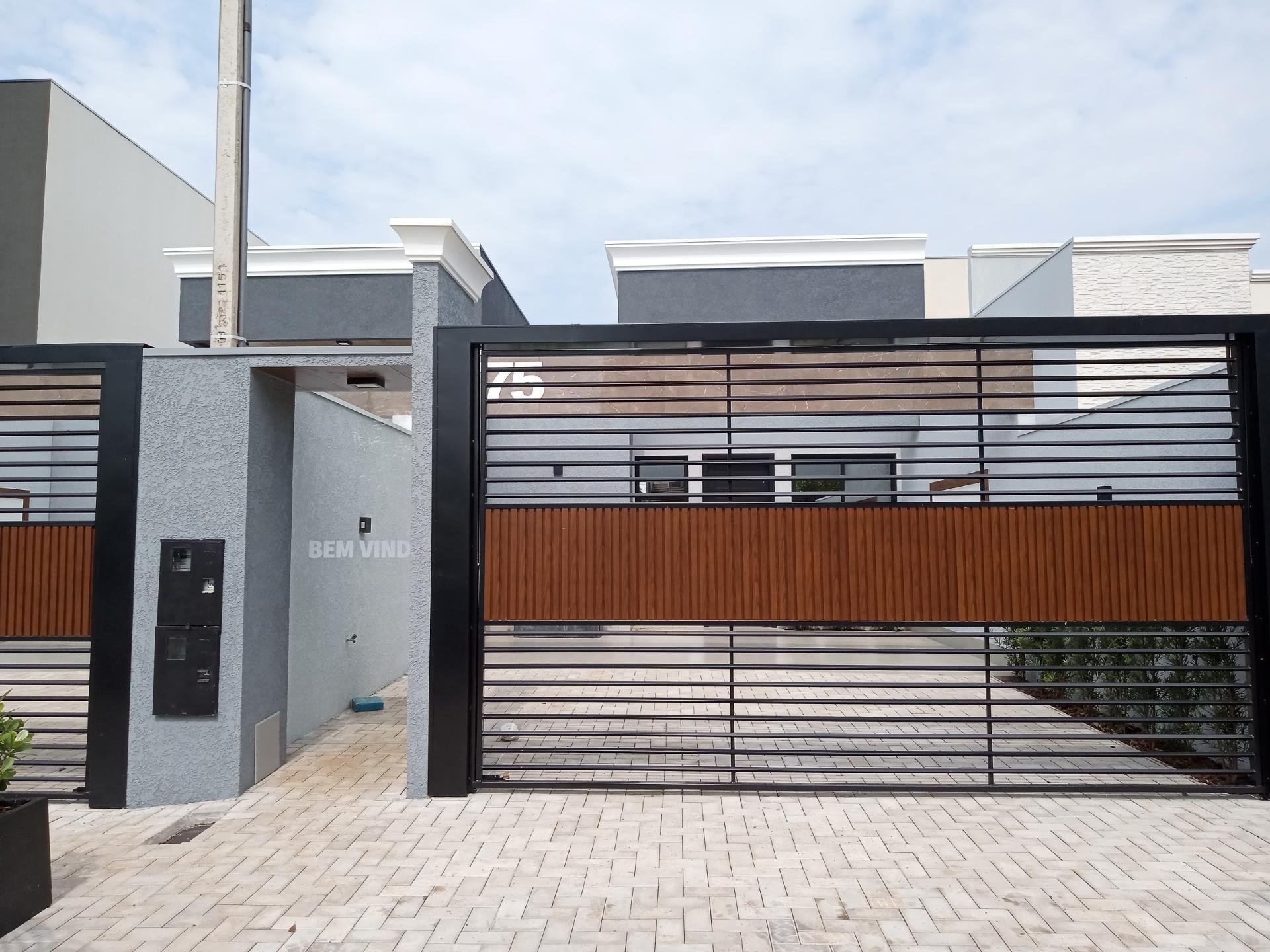 Belíssima casa disponível para venda na VILA BECKER, TOLEDO - PR