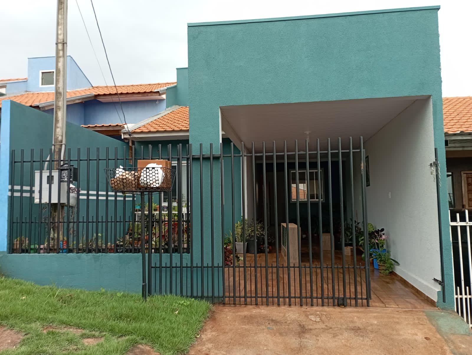 Linda Casa 2 quartos, 2 vagas em Ouro Verde do Oeste