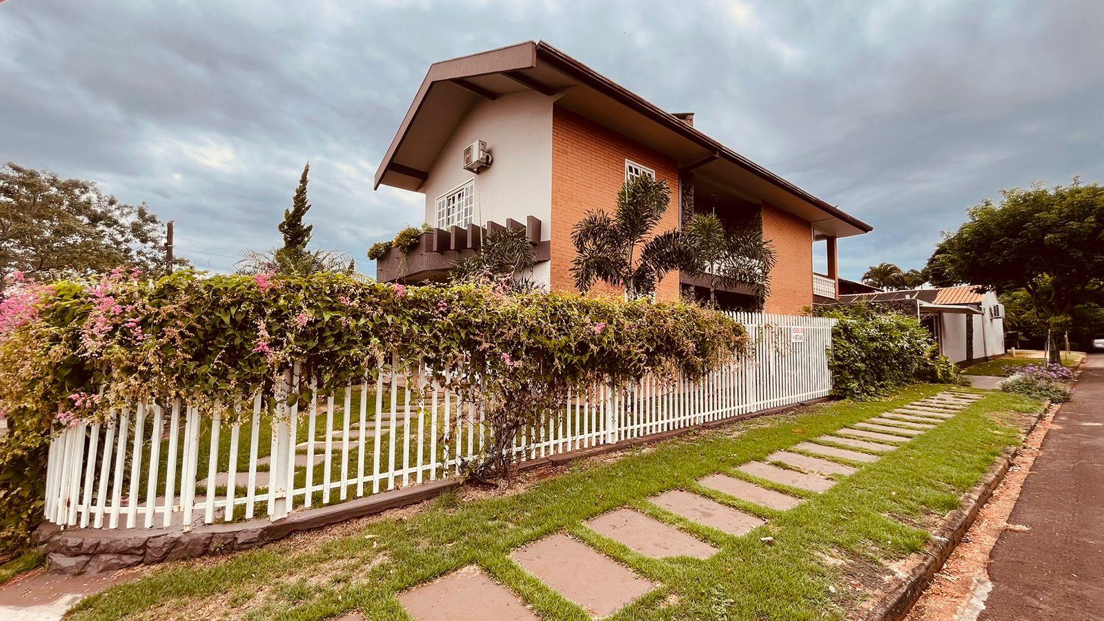 Casa com 4 dormitórios à venda, JARDIM LA SALLE, TOLEDO - PR