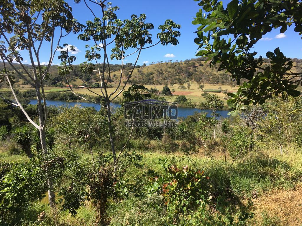 CHÁCARA BAIRRO FAZENDA