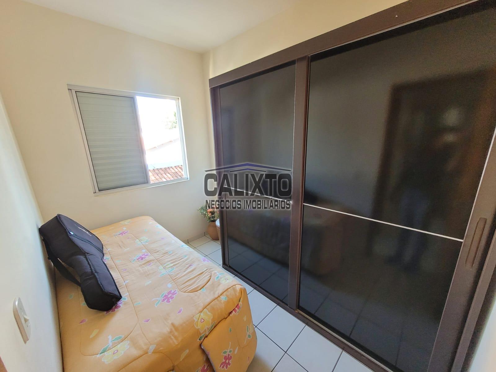 APARTAMENTO BAIRRO CAZECA