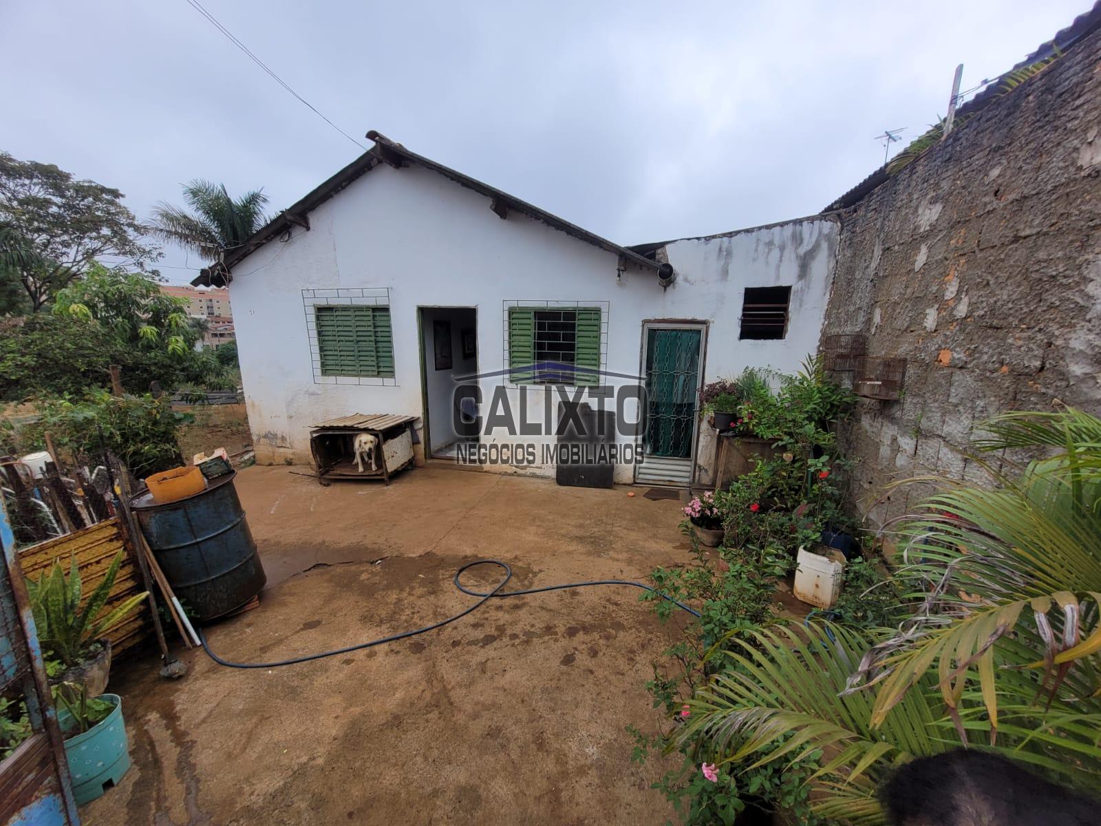 CASA BAIRRO LUIZOTE DE FREITAS