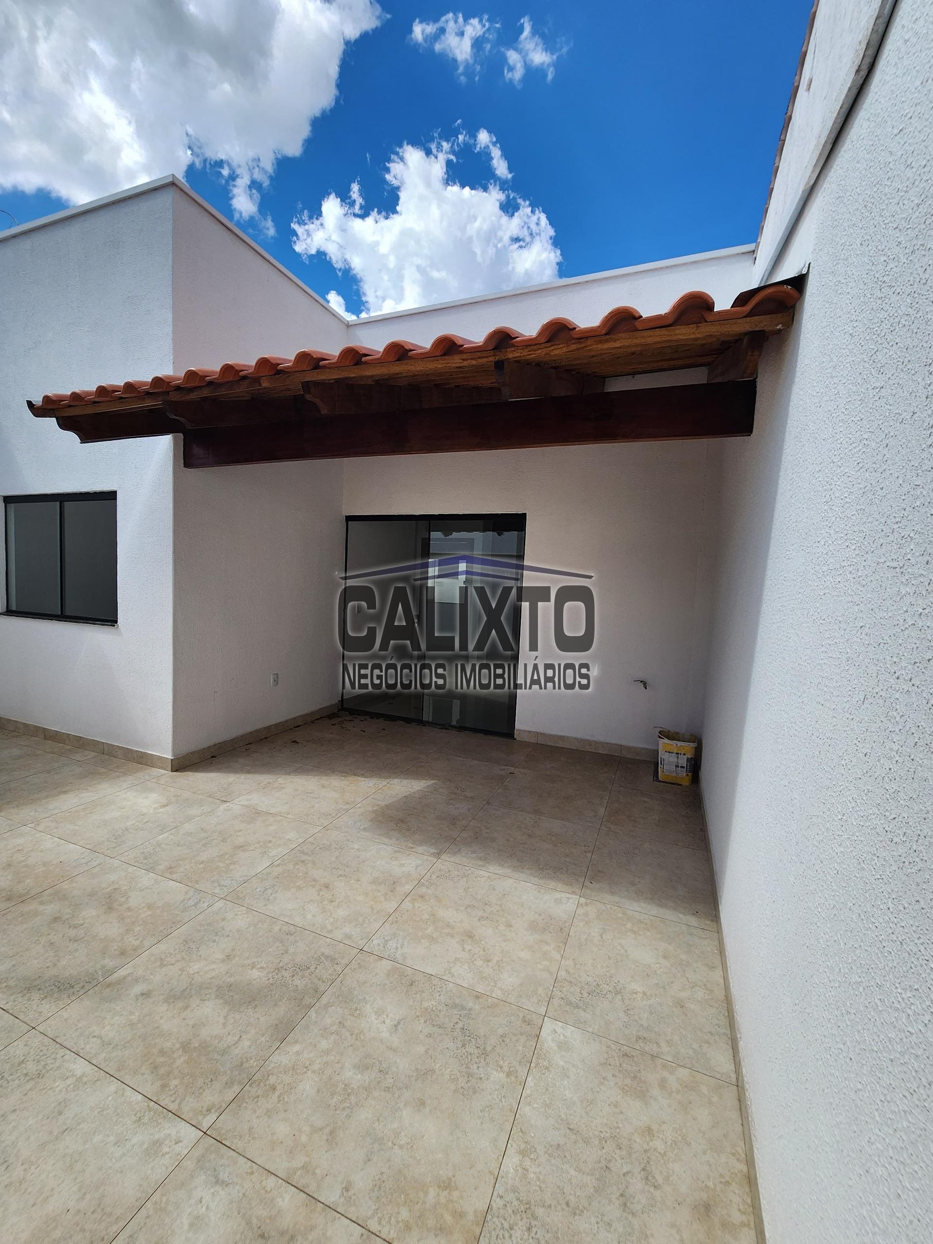 CASA BAIRRO DONA ZULMIRA