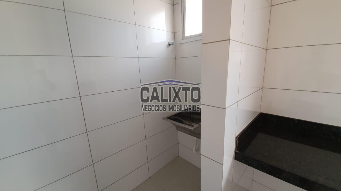 APARTAMENTO BAIRRO SANTA MÔNICA