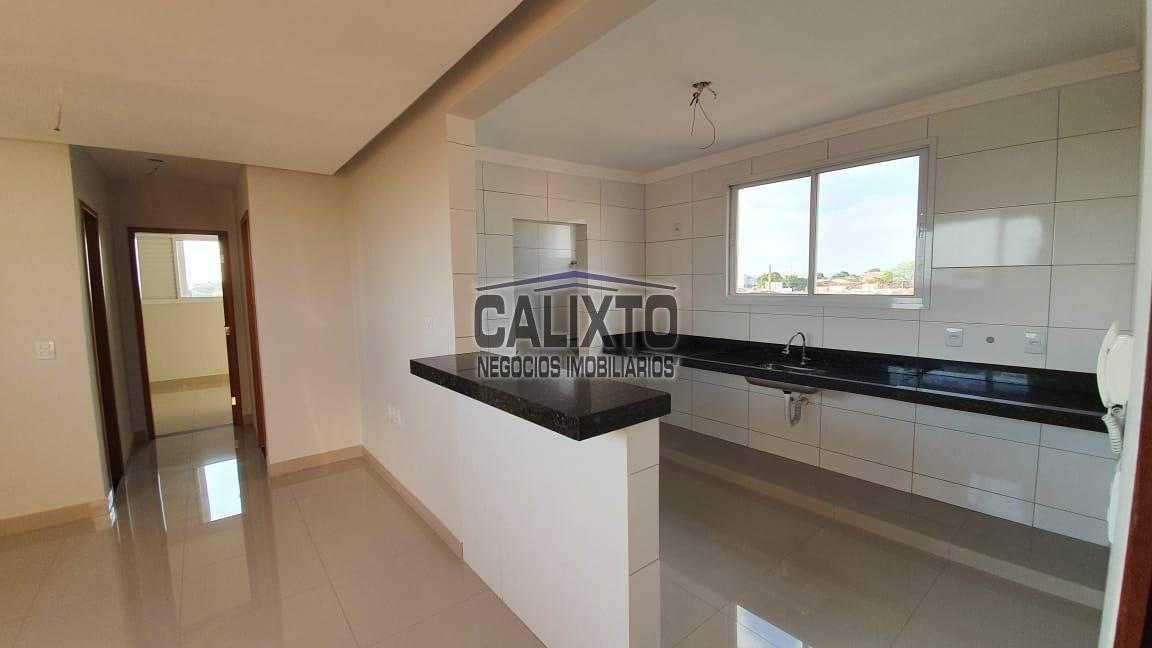 APARTAMENTO BAIRRO SANTA MÔNICA