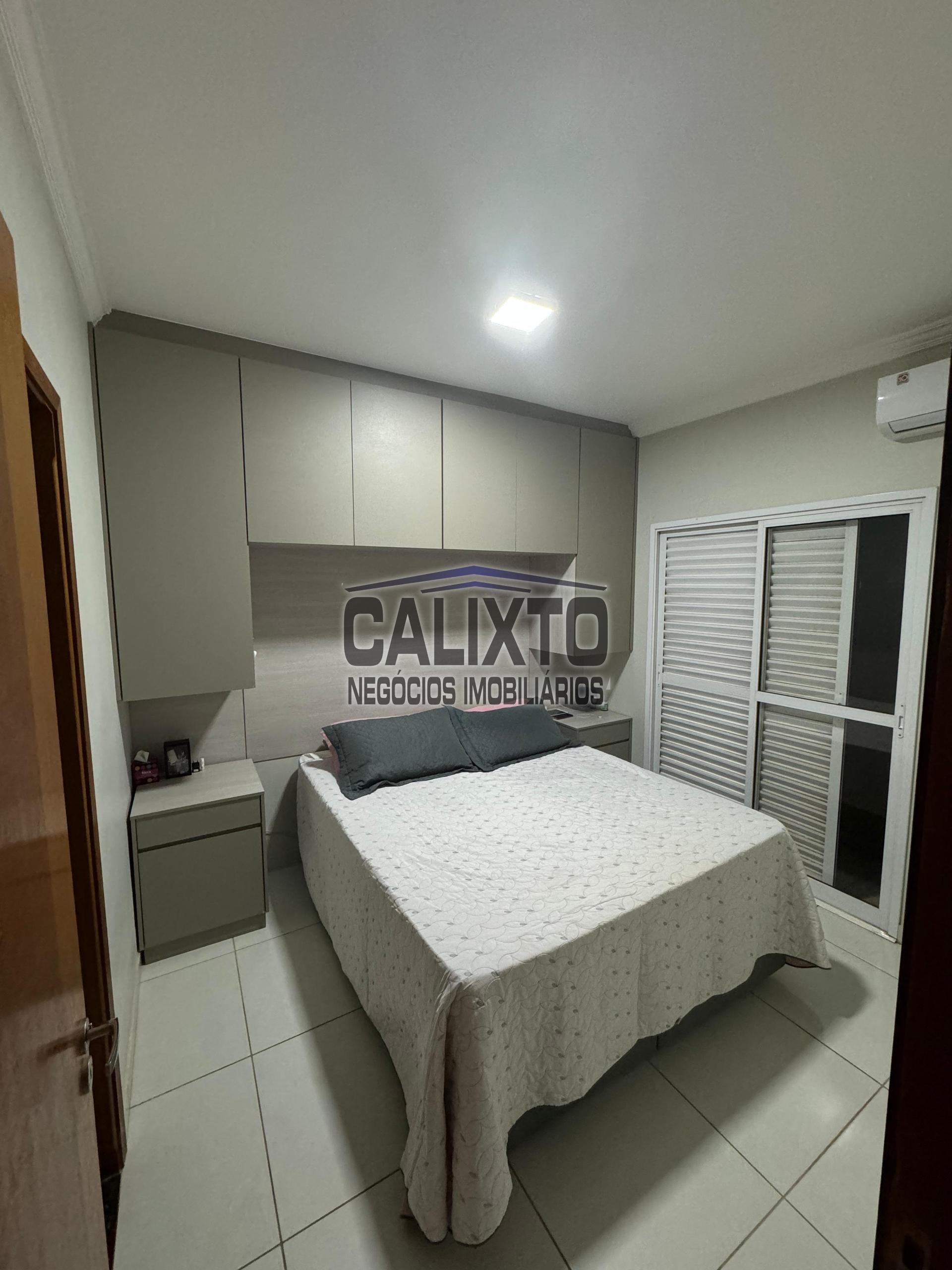 APARTAMENTO BAIRRO SEGISMUNDO PEREIRA