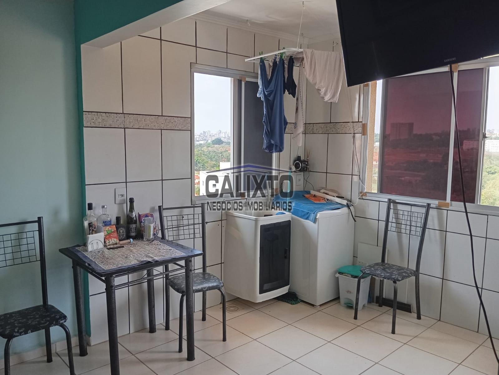 APARTAMENTO BAIRRO JARDIM PATRICIA