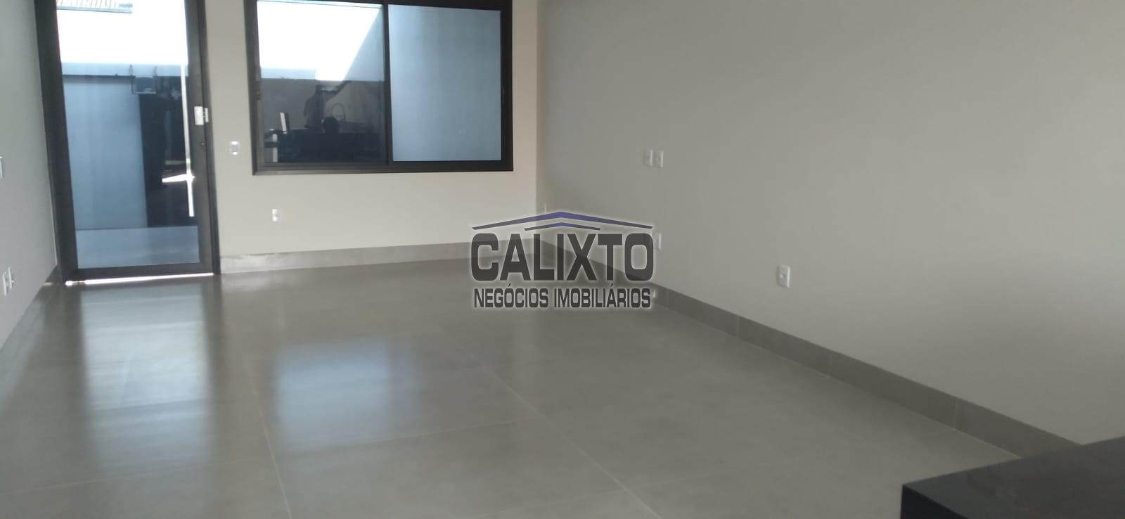 CASA BAIRRO NEW GOLDEN VILLE