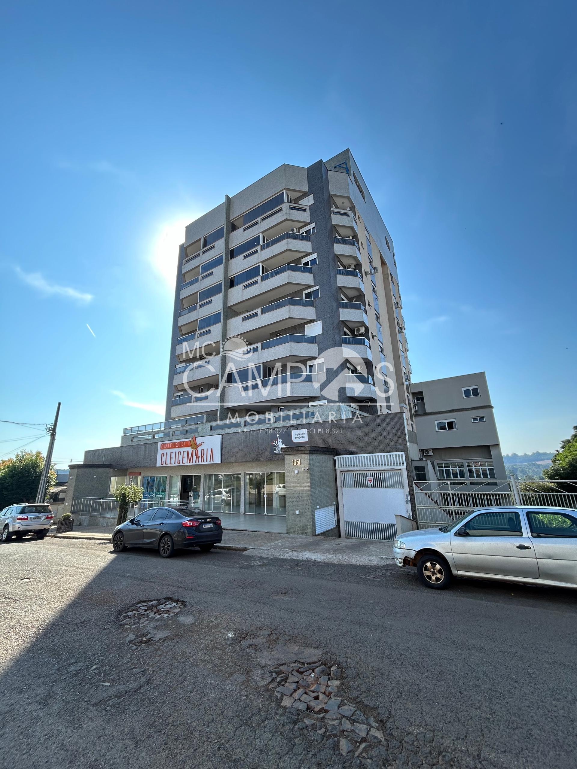 Apartamento mobiliado á venda, Edifício Gleice Maria, DOIS VIZ...