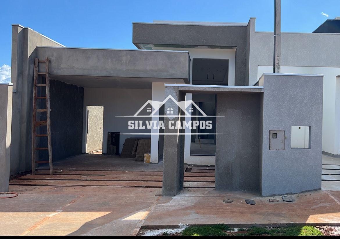 CASA À VENDA CASA COM 1 SUÍTE, 2 QUARTOS E PISCINA, VILA BECKER, TOLEDO - PR