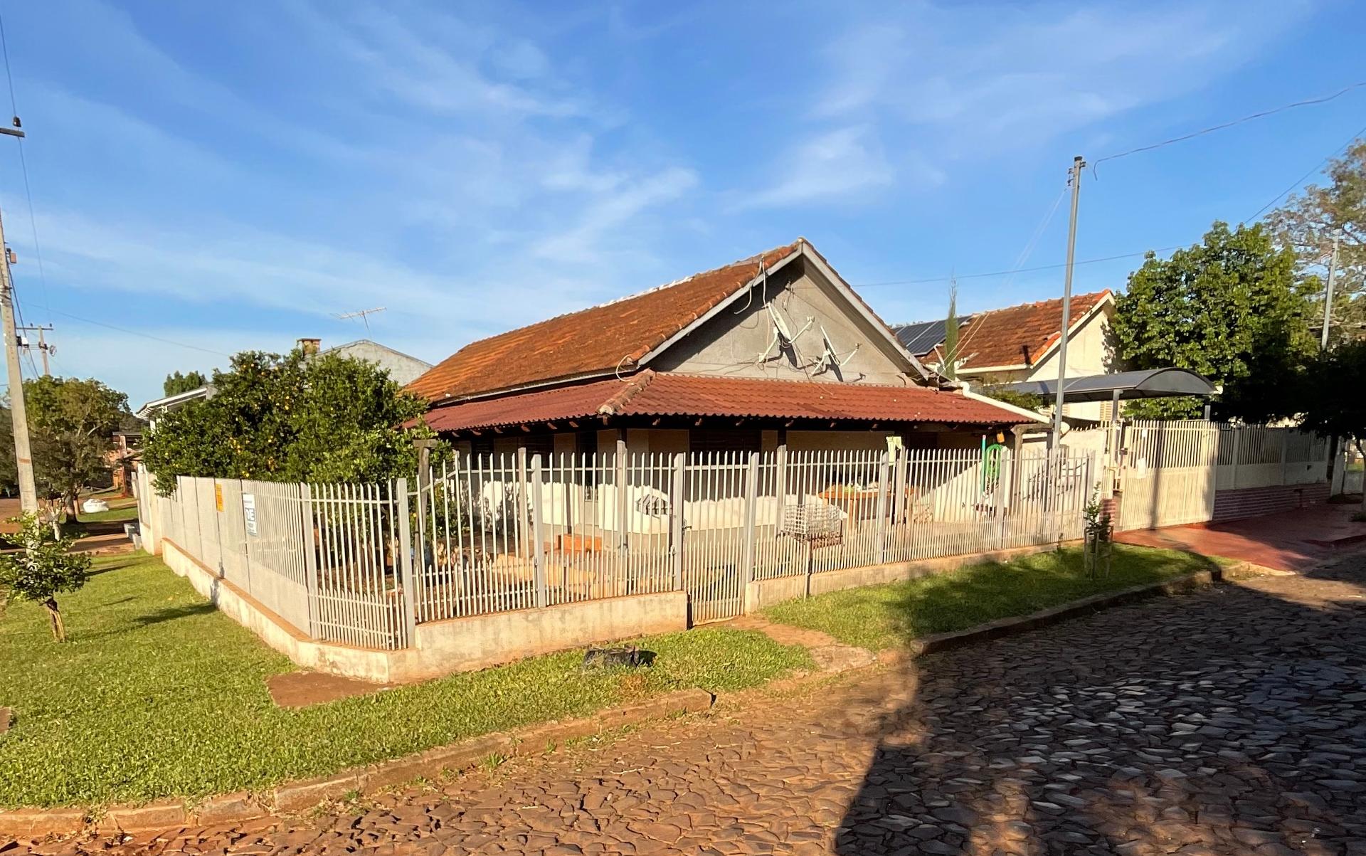 CASA À VENDA NO BAIRRO MODELO, IJUI - RS