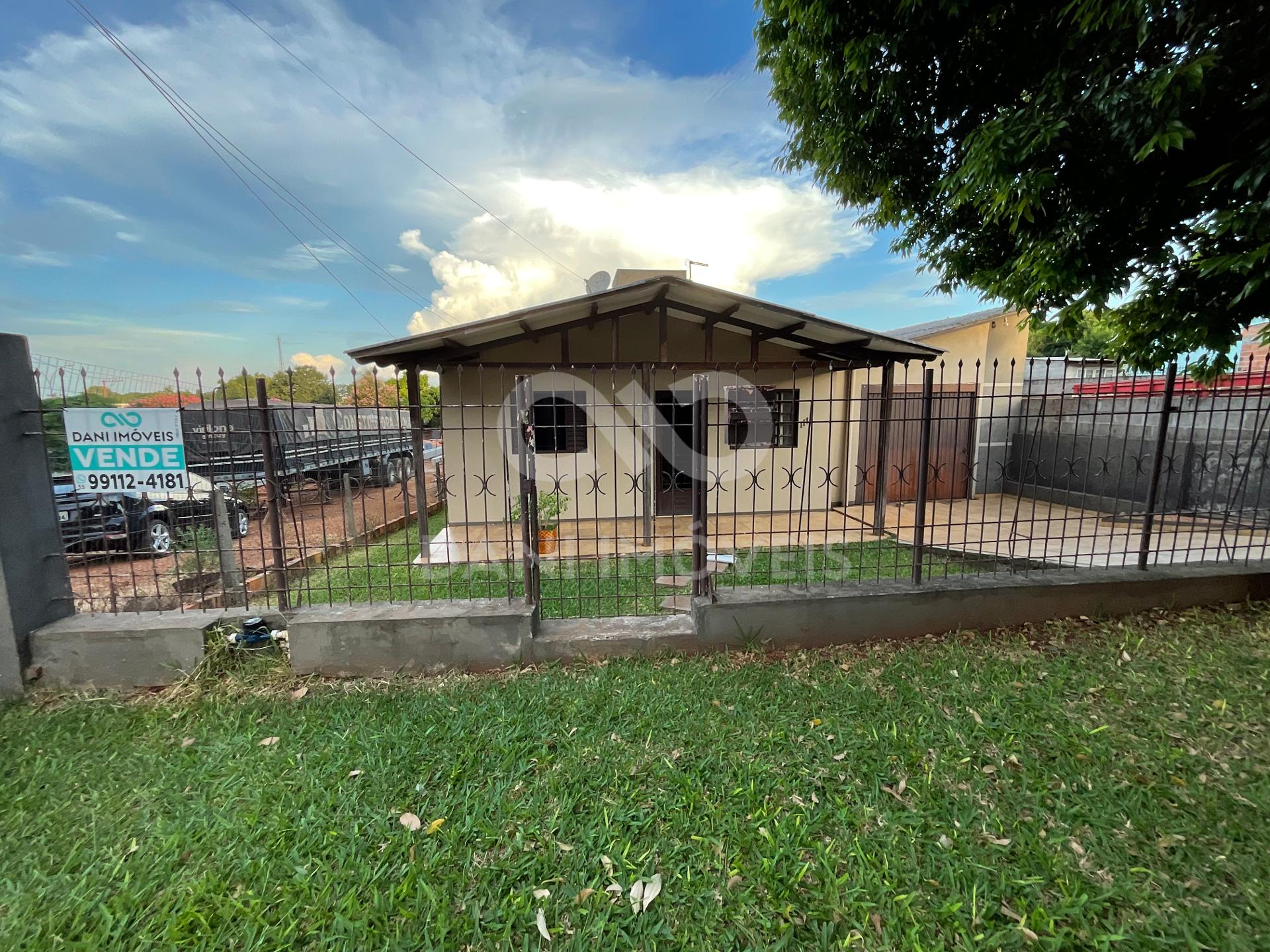 CASA À VENDA, BAIRRO FERROVIÁRIO, FINACIÁVEL, IJUI - RS