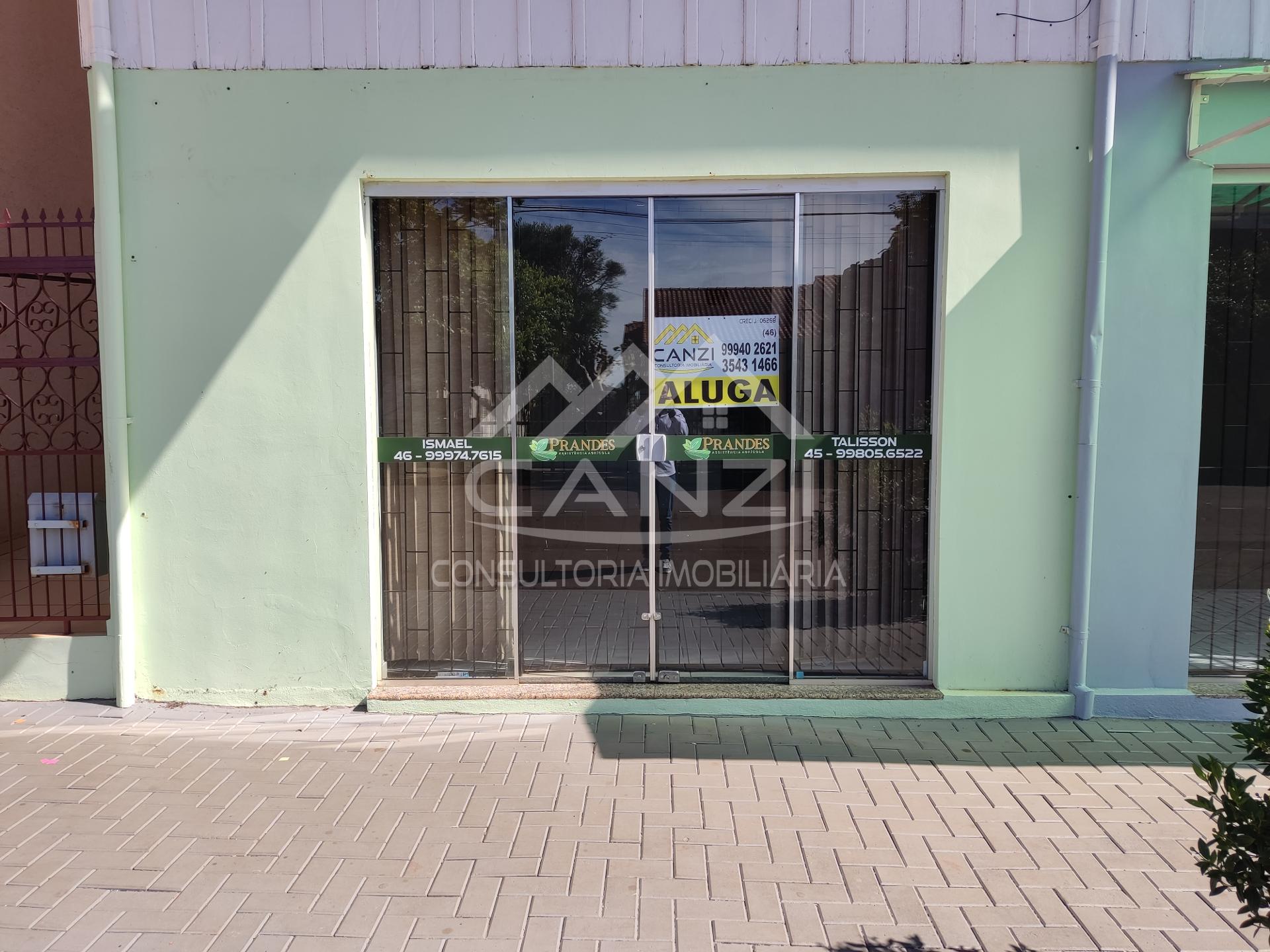 Sala Comercial no Bairro Centro, prximo ao Colgio Doze de Novembro.