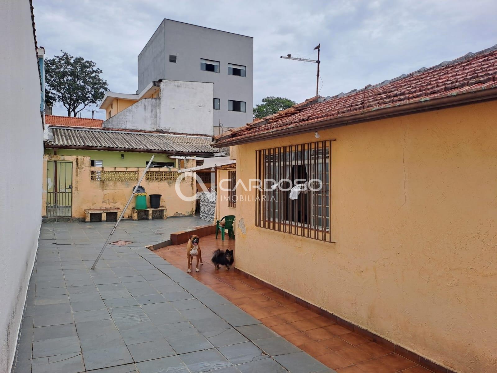 Casa Térrea com edícula, terreno 320m  no Parque Peruche