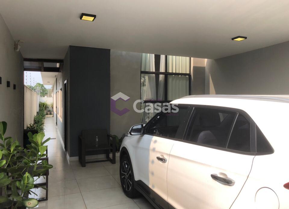 Casa à venda com 2 quartos, 110m² - Foto 1