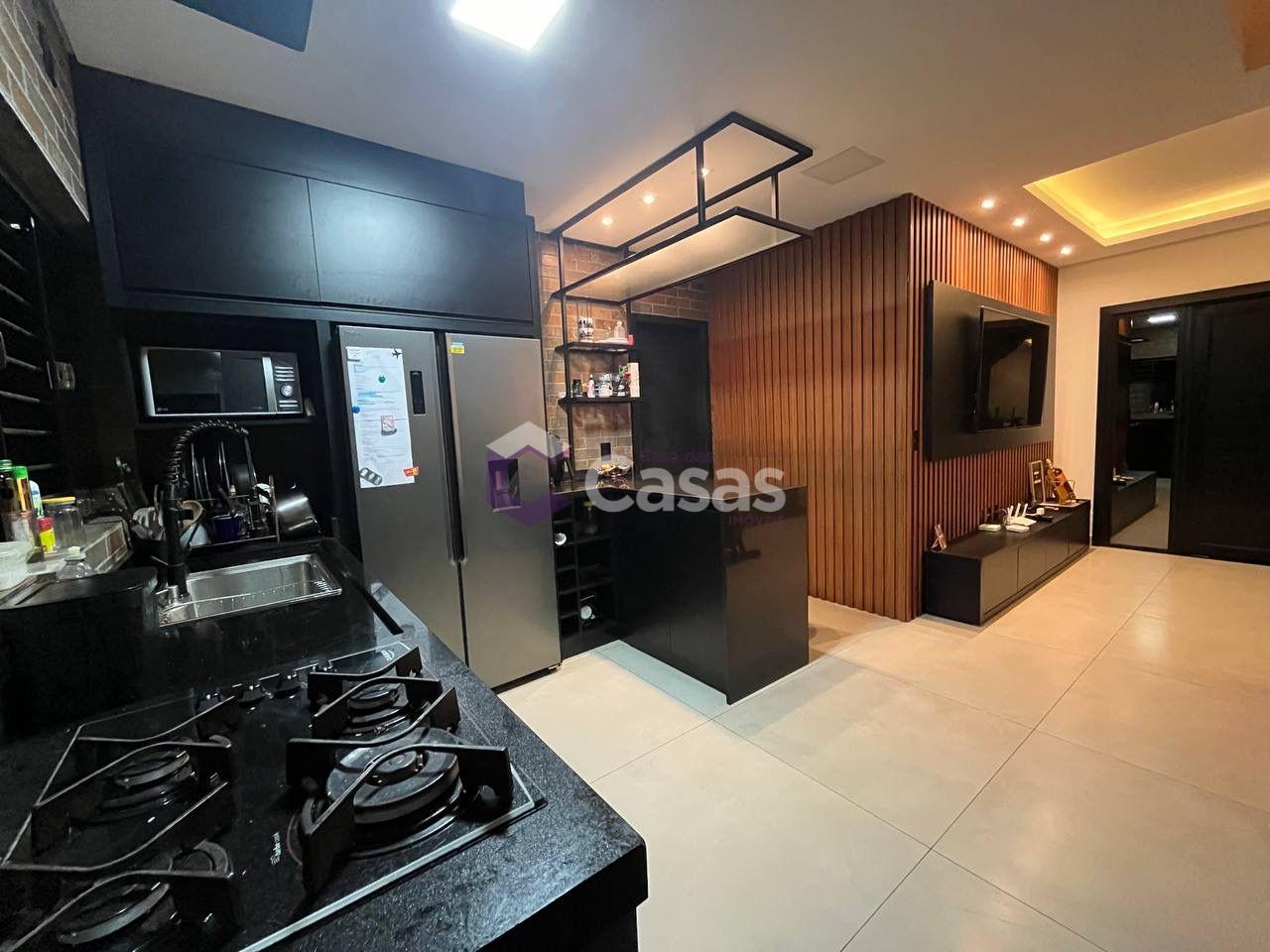 Casa à venda com 2 quartos, 96m² - Foto 7