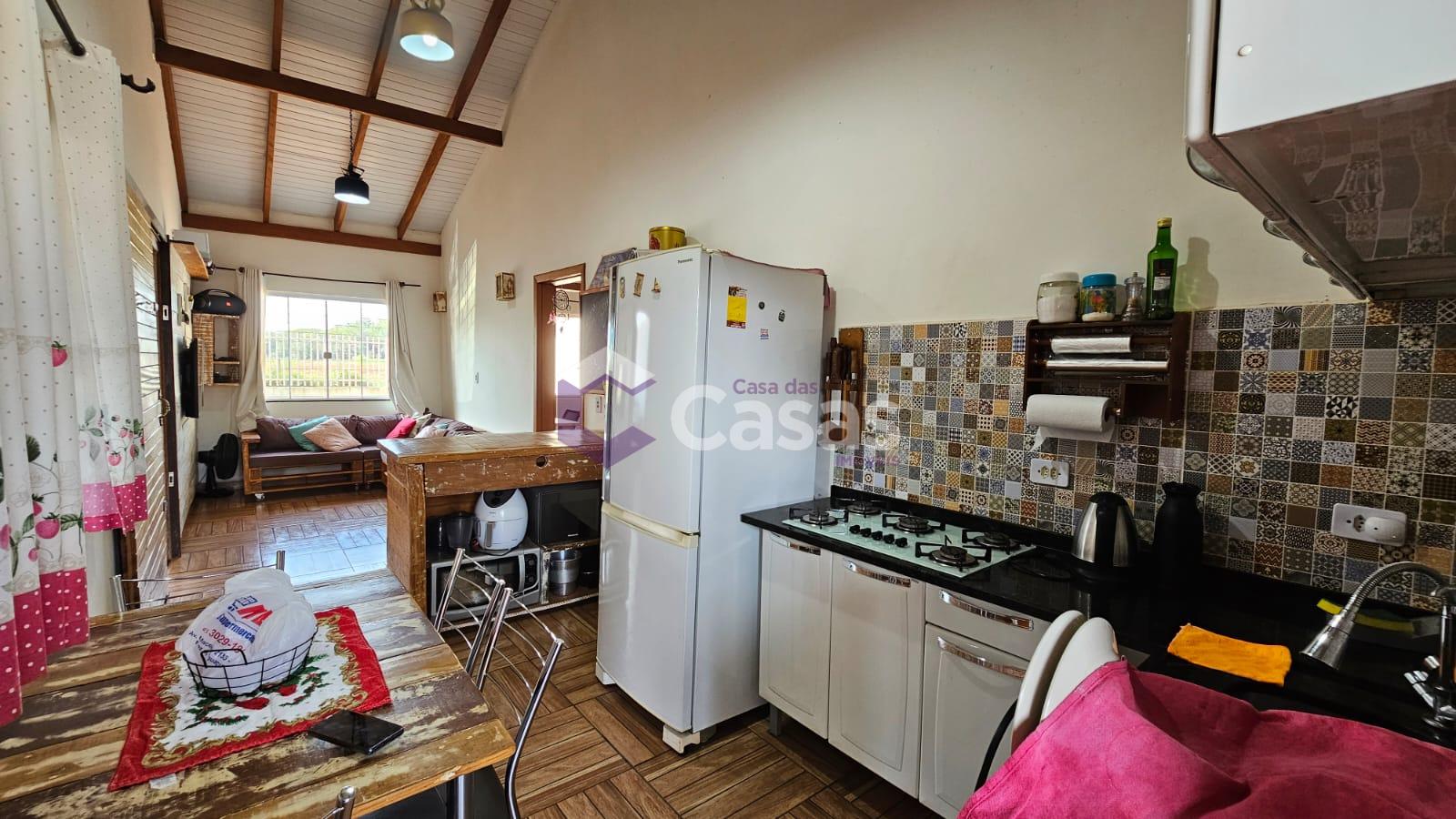 Casa à venda com 2 quartos, 60m² - Foto 5