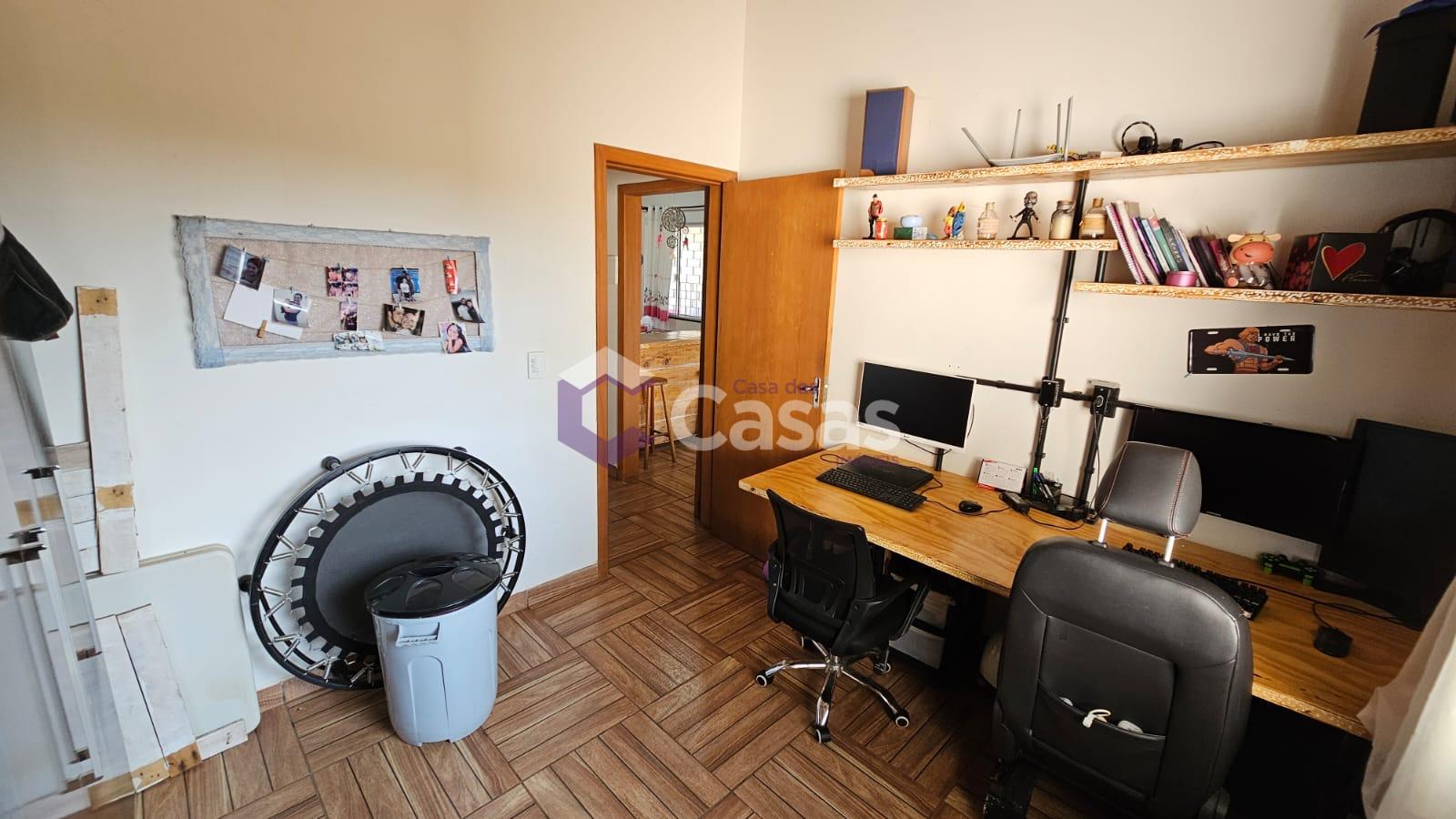 Casa à venda com 2 quartos, 60m² - Foto 10