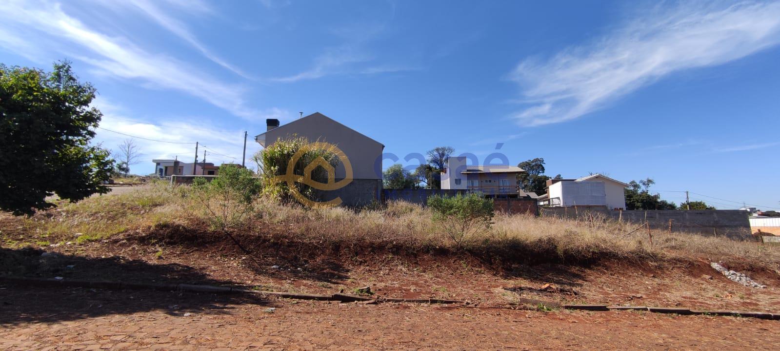 Terreno de esquina  venda, sendo vendido abaixo do valor de avaliao.