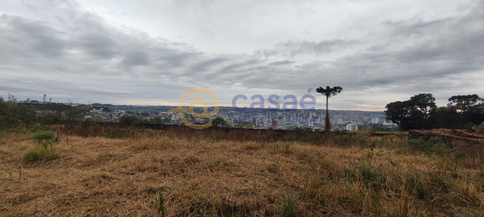 Terreno com uma das vistas mais perfeitas da cidade, em local privilegiado. 440m    22m de frente