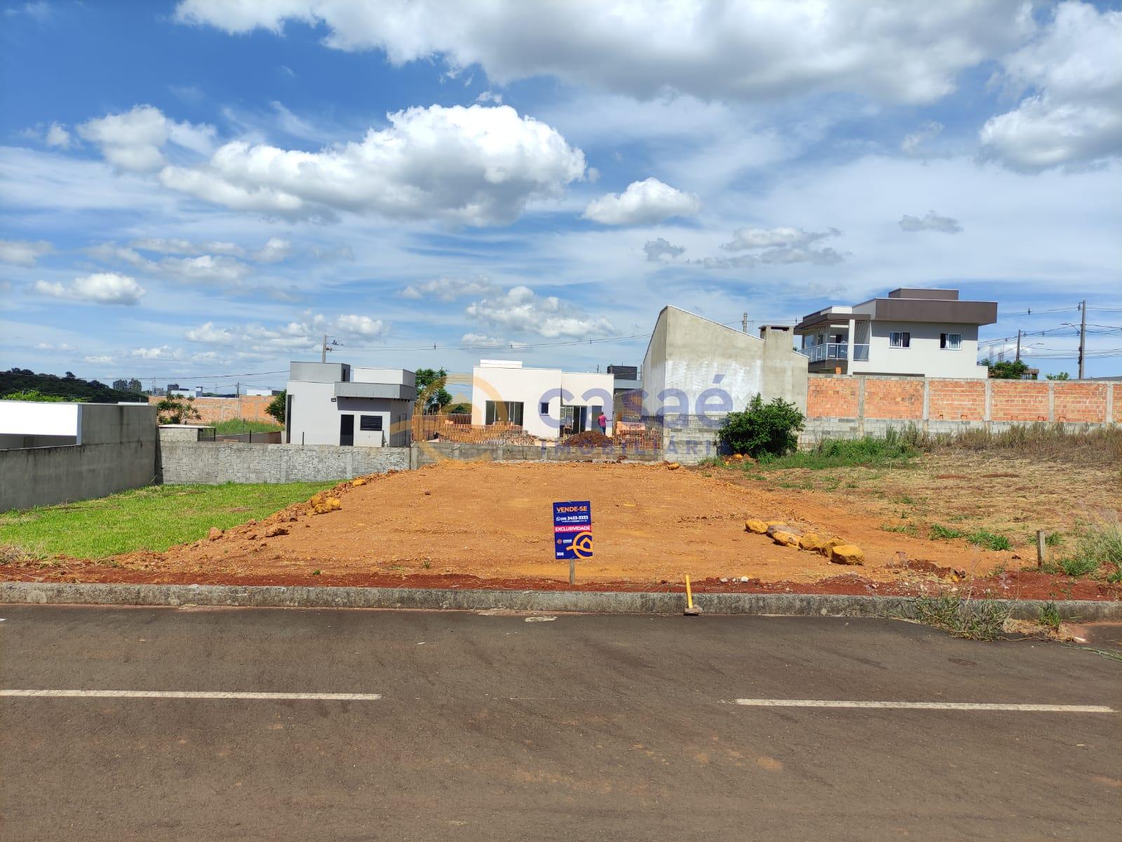 Terreno a venda em rea nobre, loteamento privilegiado. Parque das Torres. Pronto para construir.