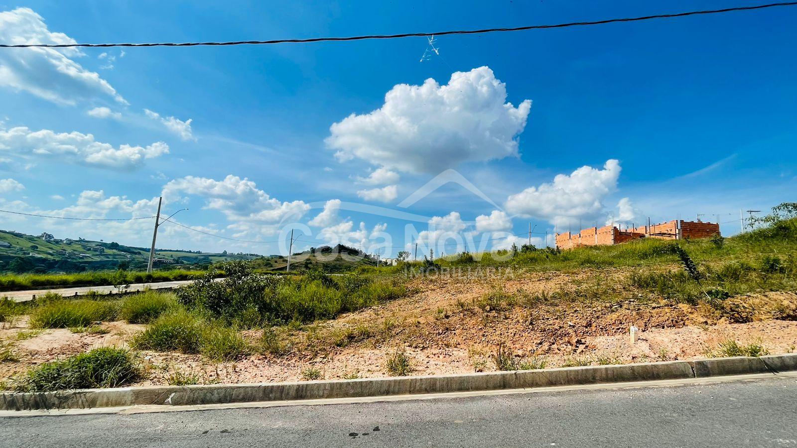 Lote com área de 250m  no bairro Real Parque em Barbacena - MG