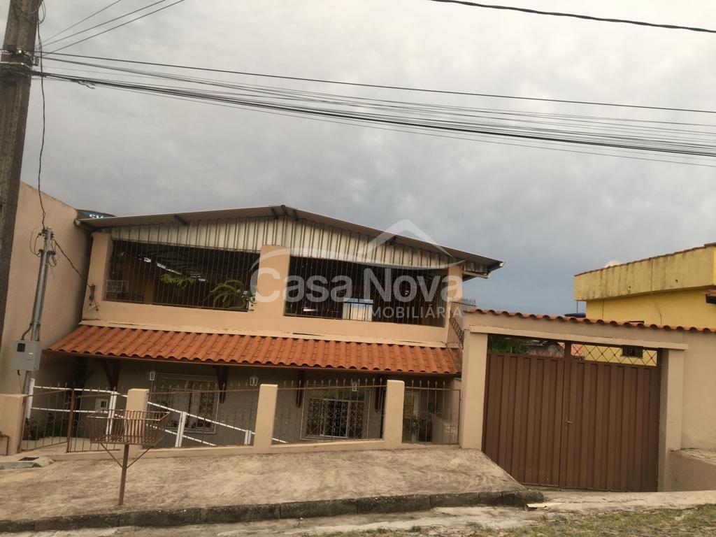 Casa 3 quartos a venda no bairro São Pedro em Barbacena - MG