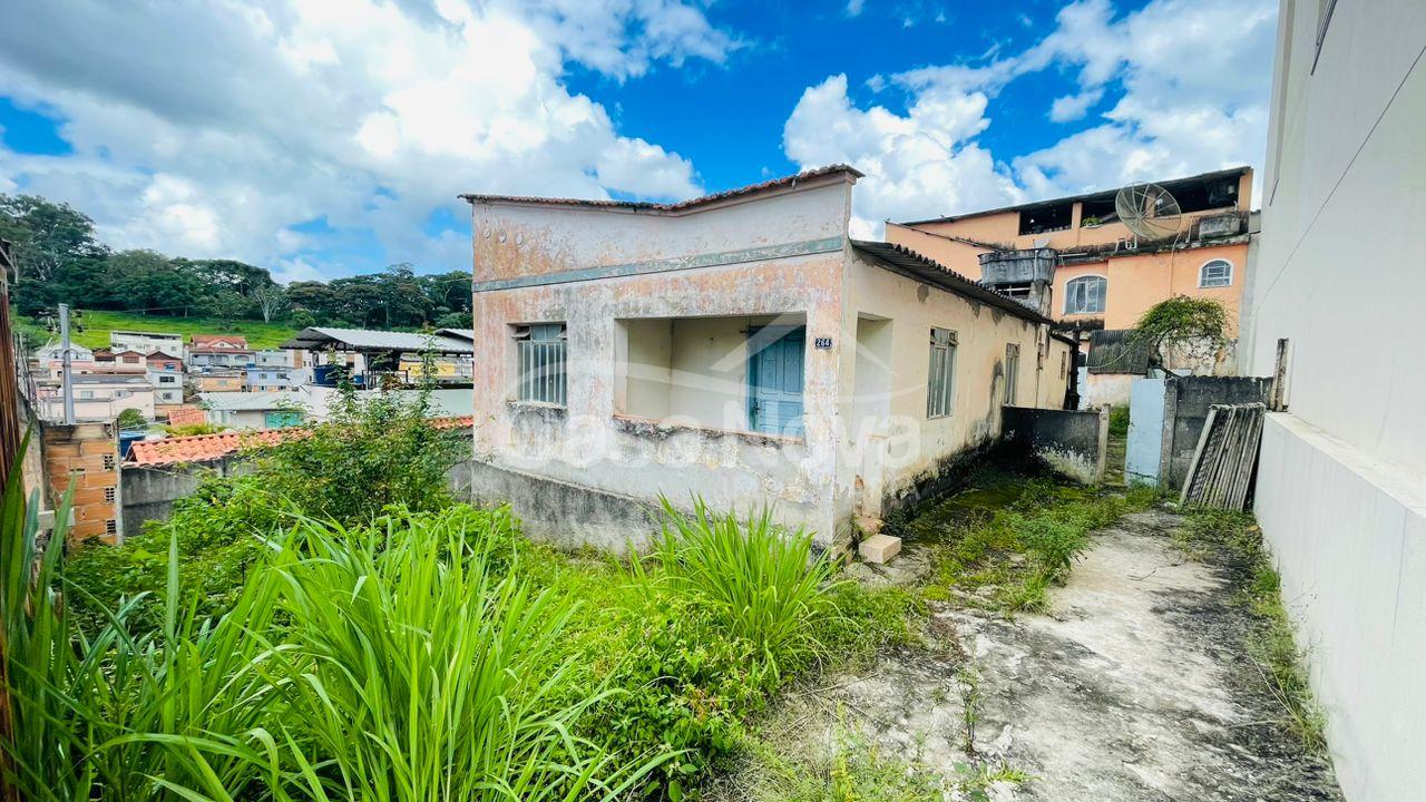 Casa a venda no bairro de Fátima em Barbacena - MG