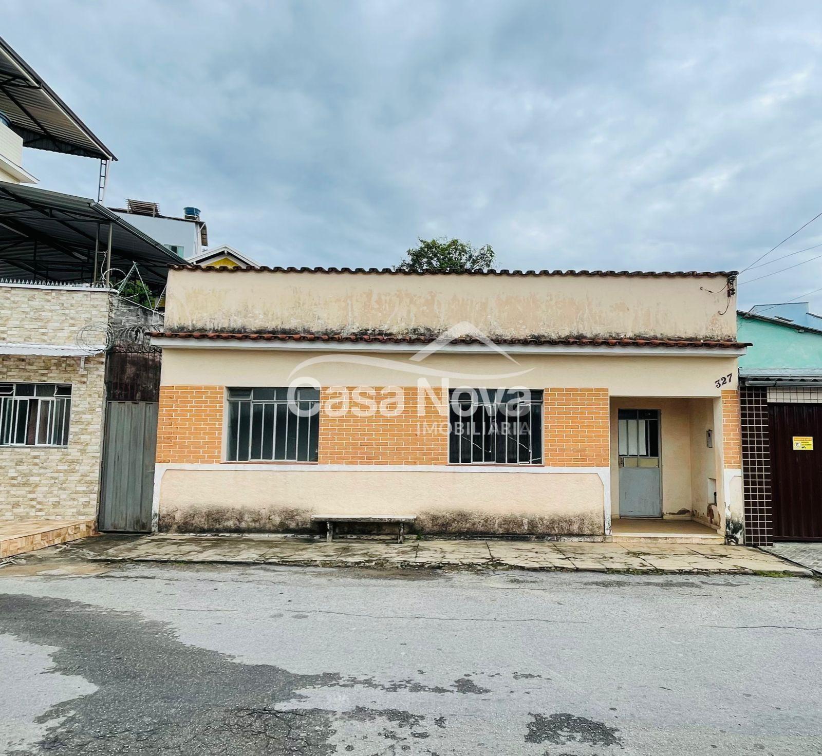 Casa 2 quartos a venda no bairro Diniz em Barbacena - MG