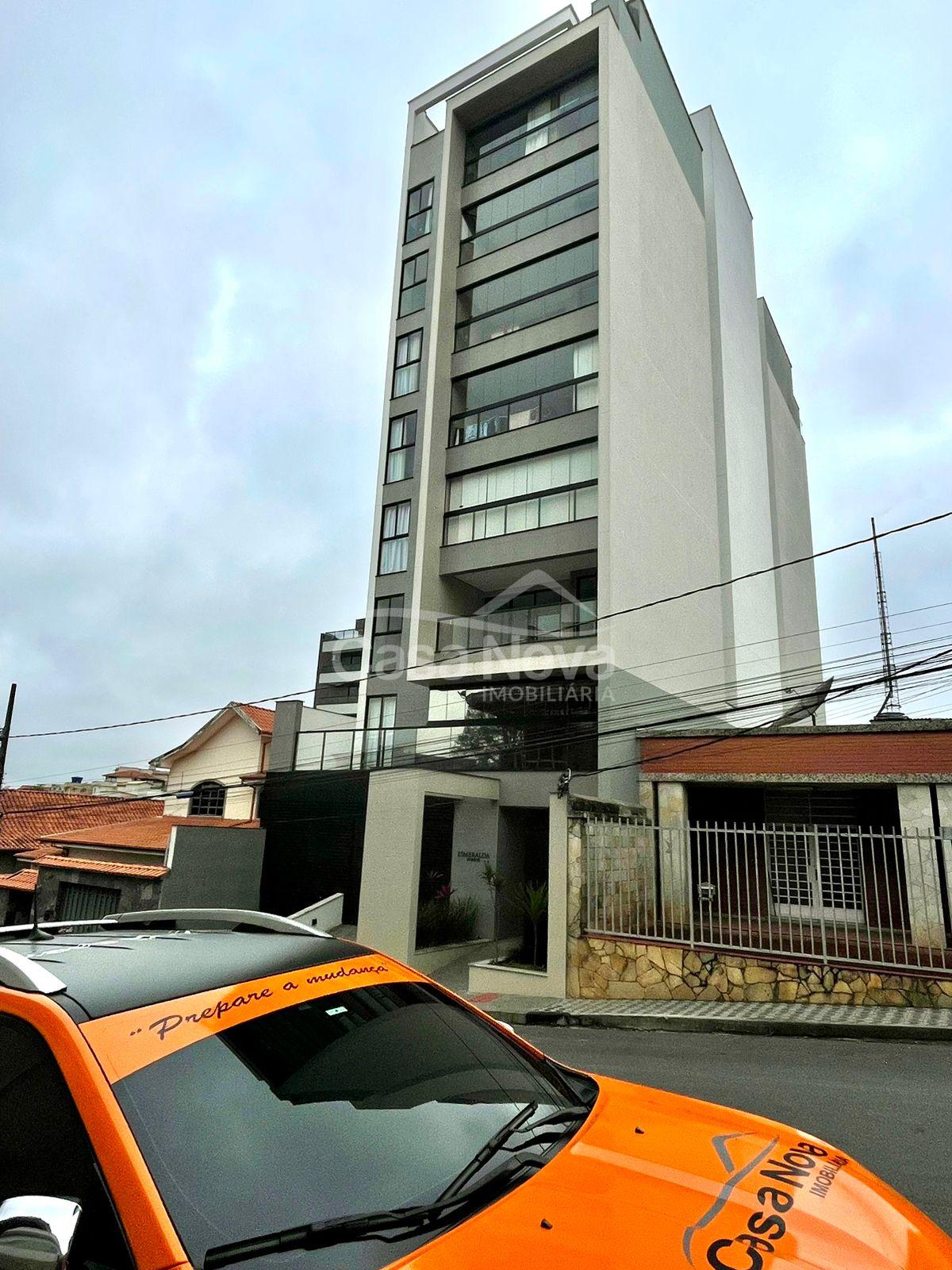 Apartamento com varanda gourmet no bairro São José Barbacena.