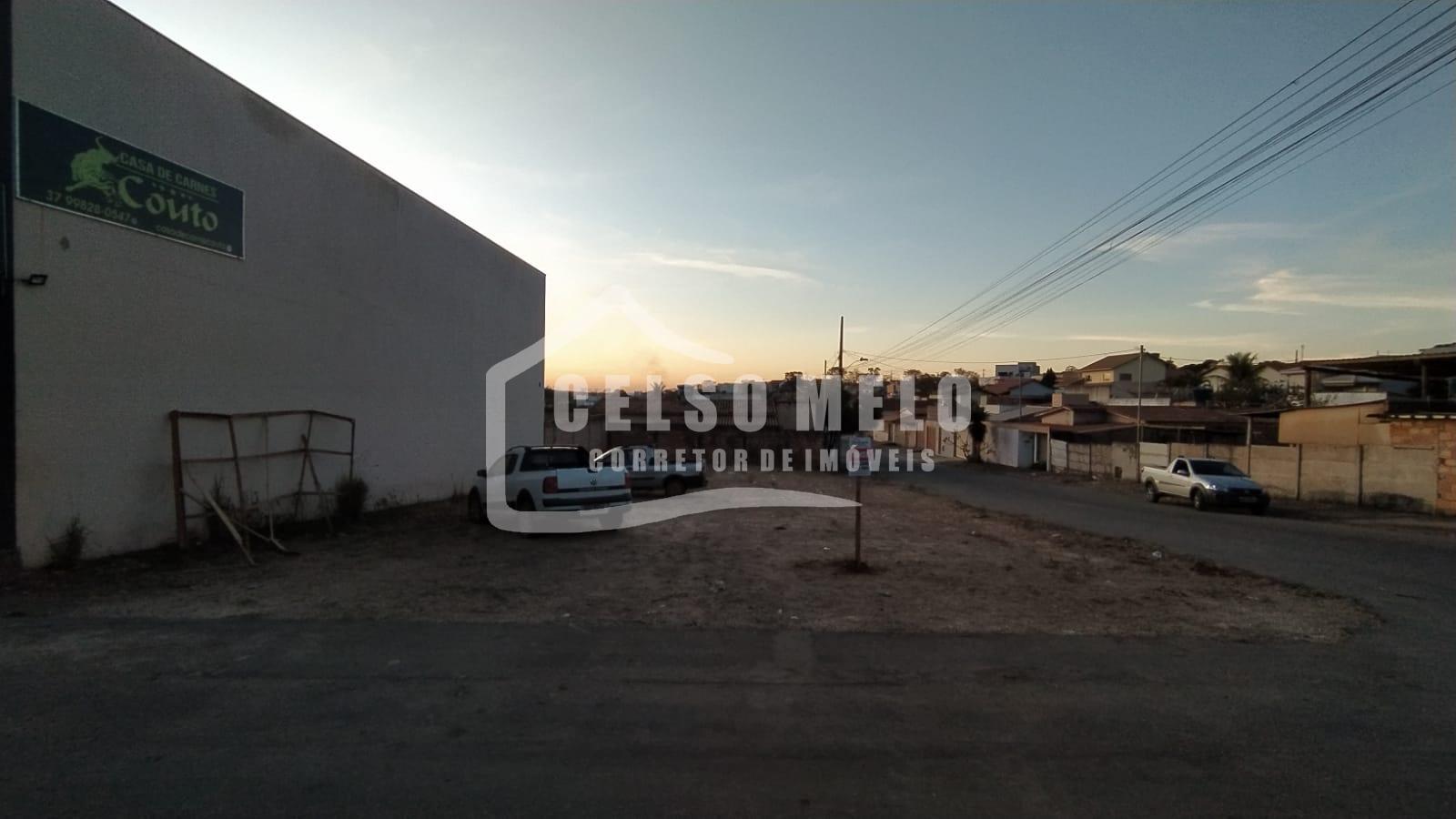 LOTE COMERCIAL PARA VENDA, BOM DESPACHO, MG.