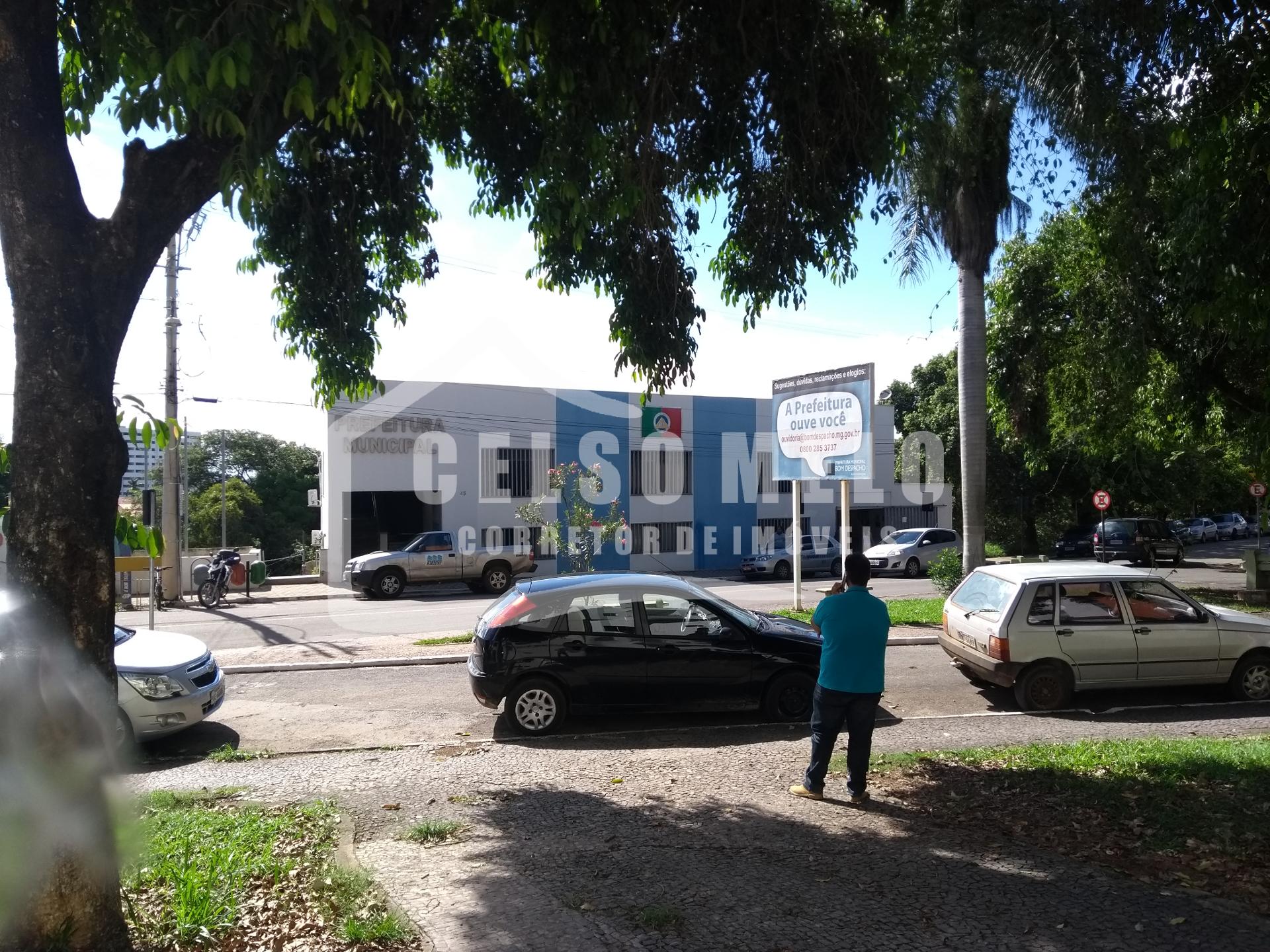 Celso Melo Corretor de Imveis em Bom Despacho