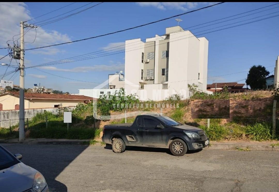 Celso Melo Corretor de Imveis em Bom Despacho