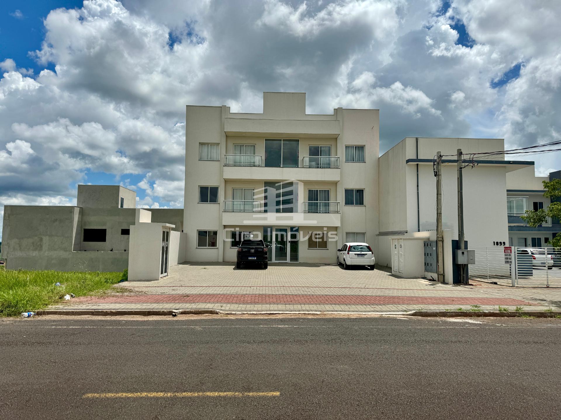 Prédio Residencial com 06 unidades de Apartamento à venda, bai...