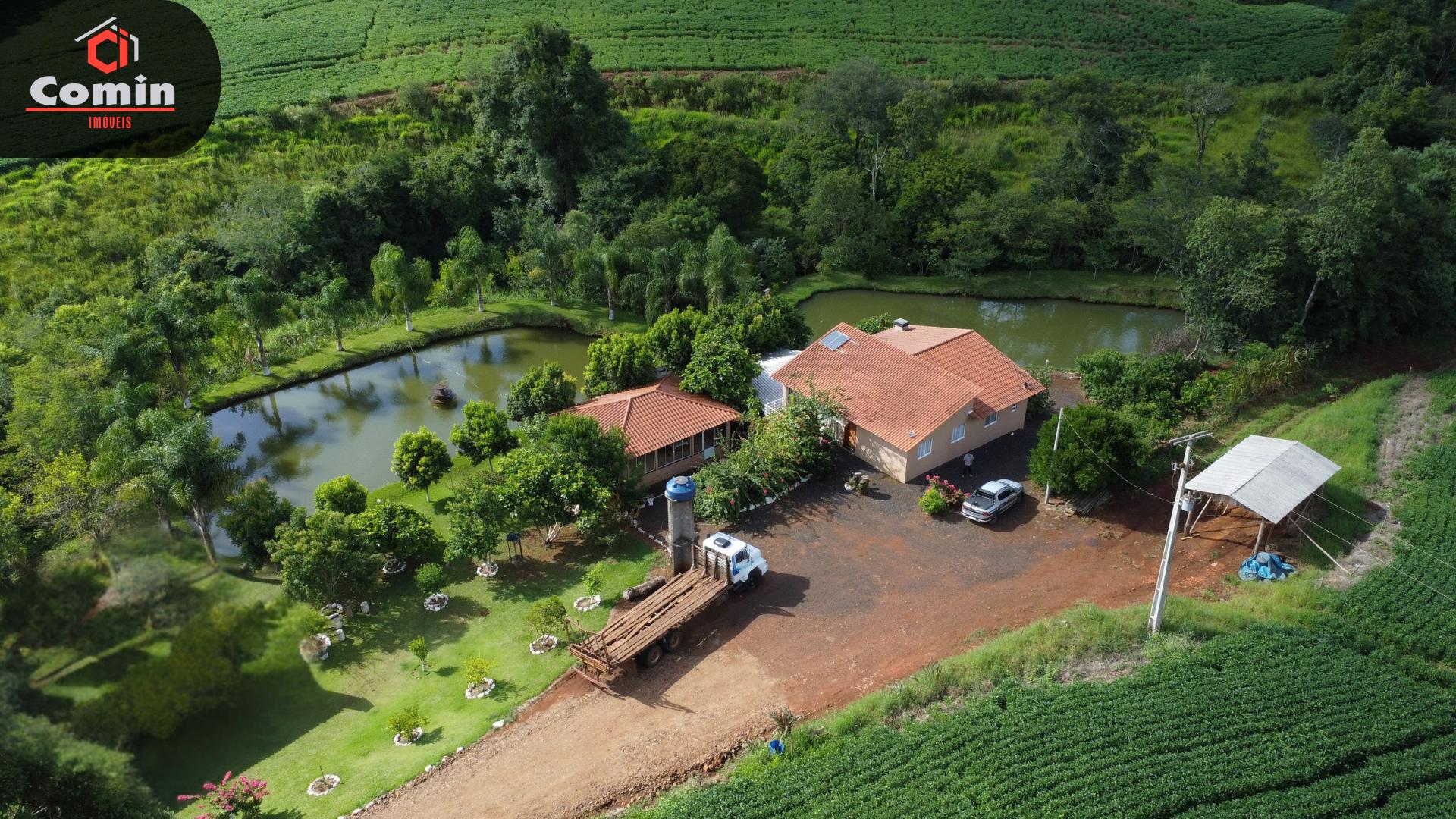 Chácara rural à venda.