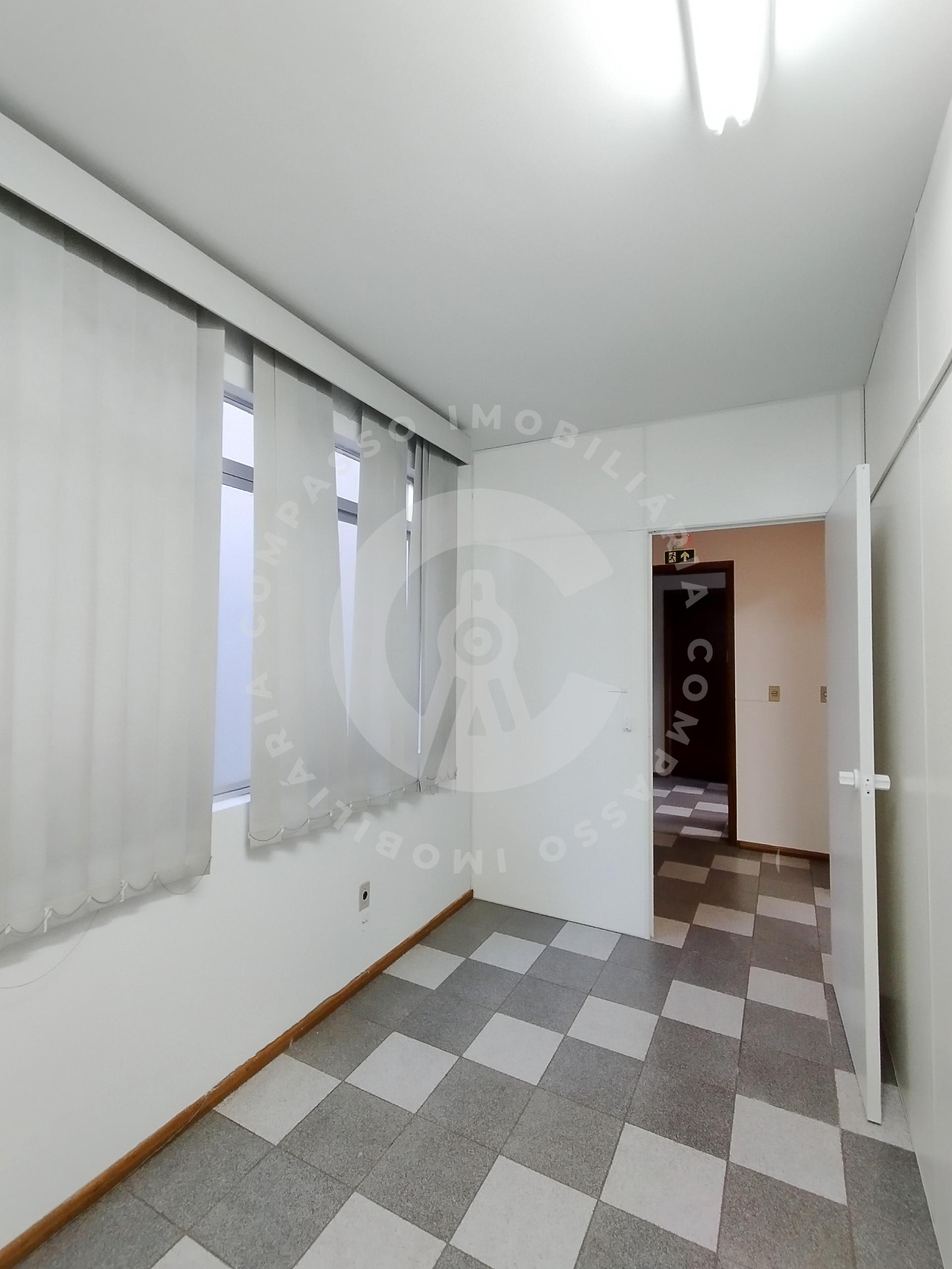 Sala Comercial para locação,399.00 m , Centro, FOZ DO IGUACU - PR