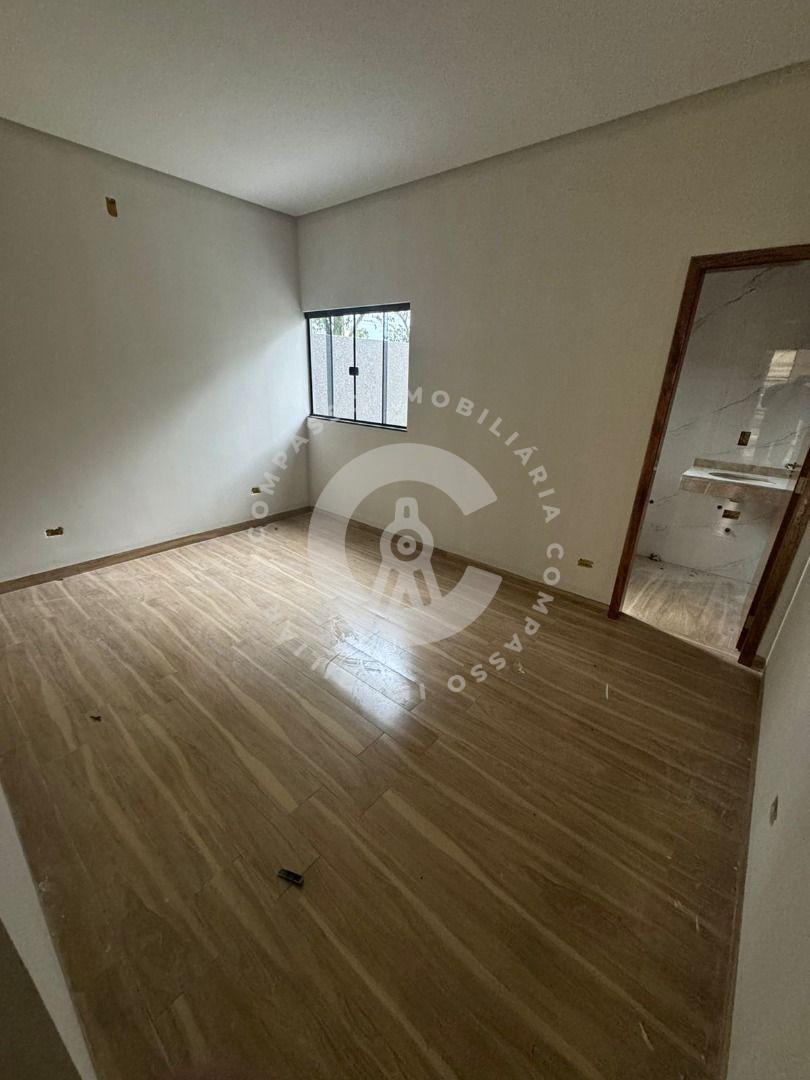 Casa com 2 dormitórios à venda, 69 m  por R  380.000,00 - Beve...