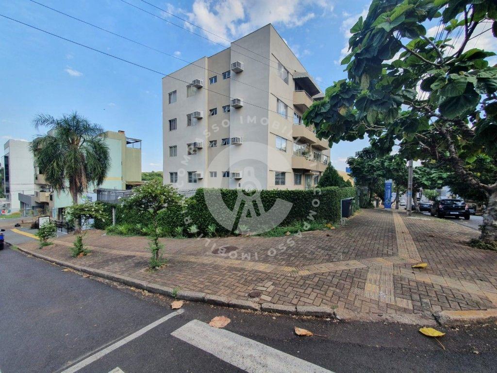 Apartamento com 3 dormitórios para alugar, 119 m  por R  1.836...